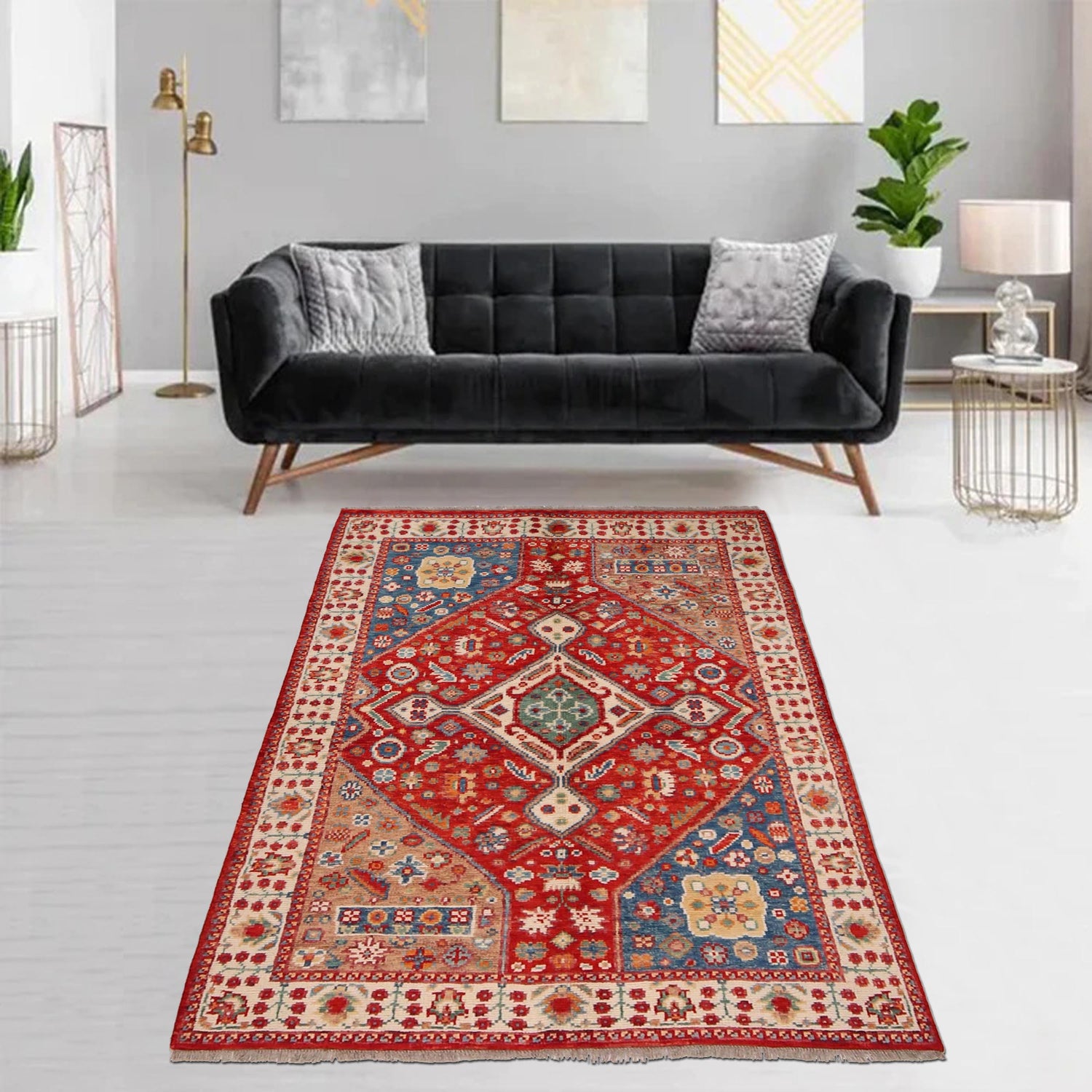 Rich Red Color Shiraz Carpet 3' 9" x 5' 8" ft / 114 x 172 cm - No. Y33030