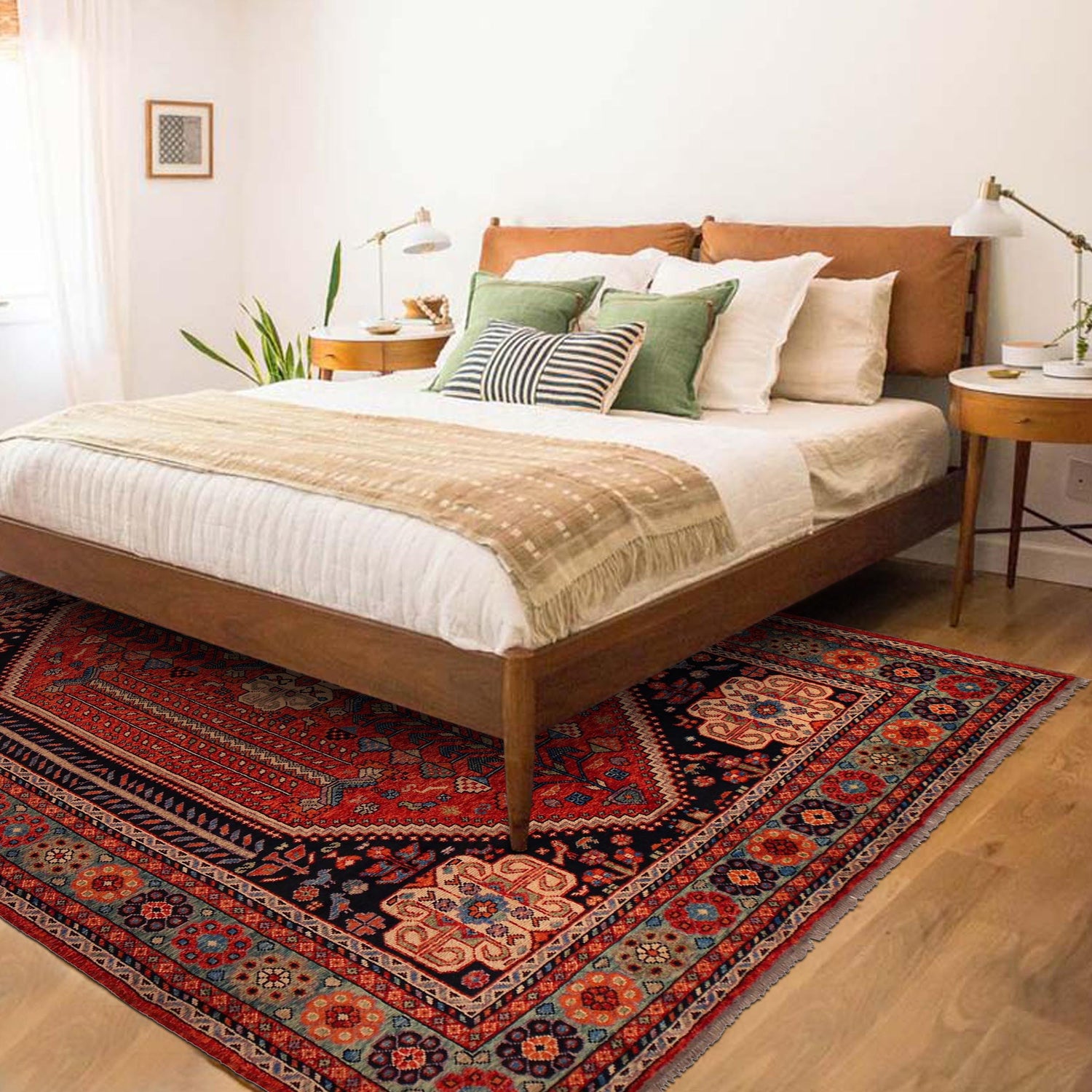 Shirazi Hand Knotted Carpet 8' 3" x 11' 2" ft / 251 x 341 cm - No. Y35650