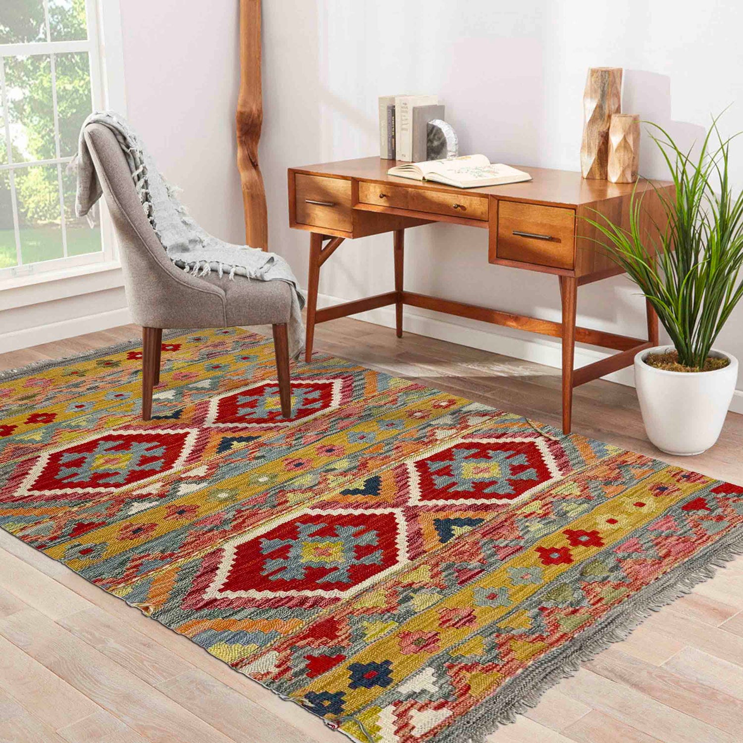 Small Size Chobi Kilim 3' 4" x 4' 9" ft / 102 x 146 cm - No. Y39159