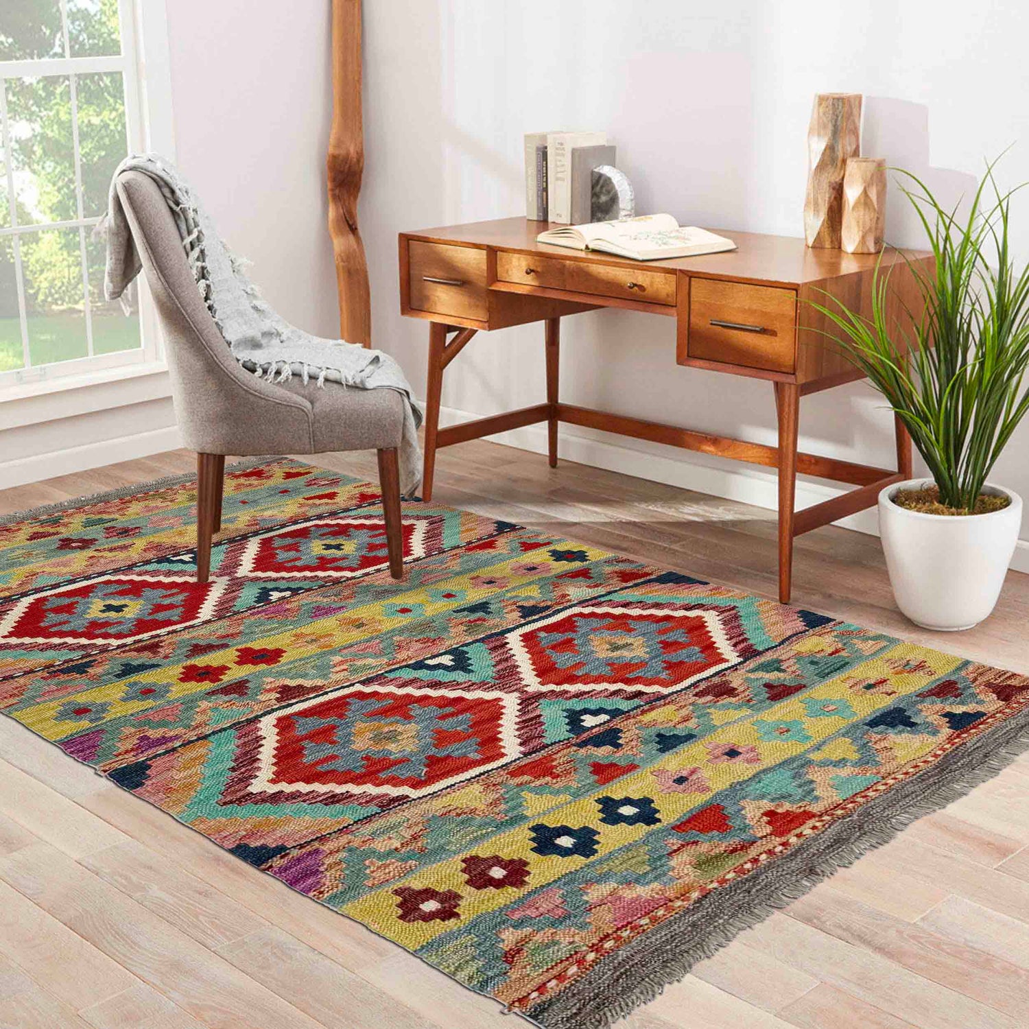 Hand Made Afghan Kilim 3' 4" x 4' 11" ft / 101 x 150 cm - No. Y39169