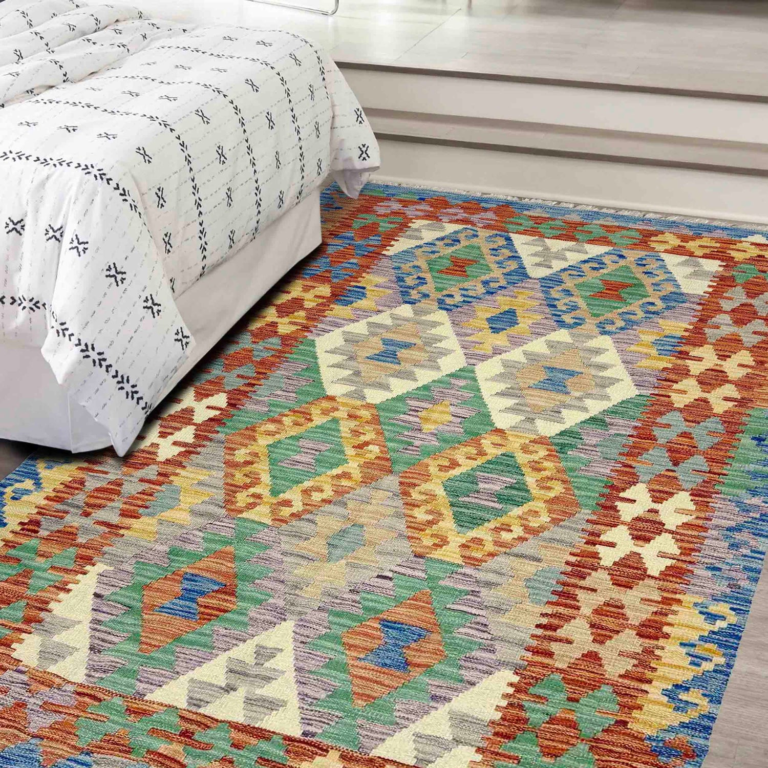 Multi Color ful Flat-Weave Wool Kilim 3' 11" x 6' 0" ft / 120 x 183 cm - No. Y39322
