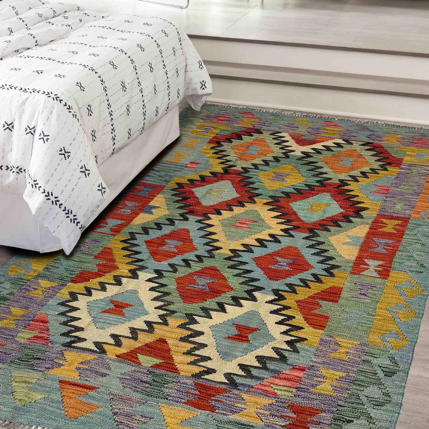 Hand Knotted Flatweave Kilim 4' 4" x 6' 8" ft / 131 x 204 cm - No. Y39483