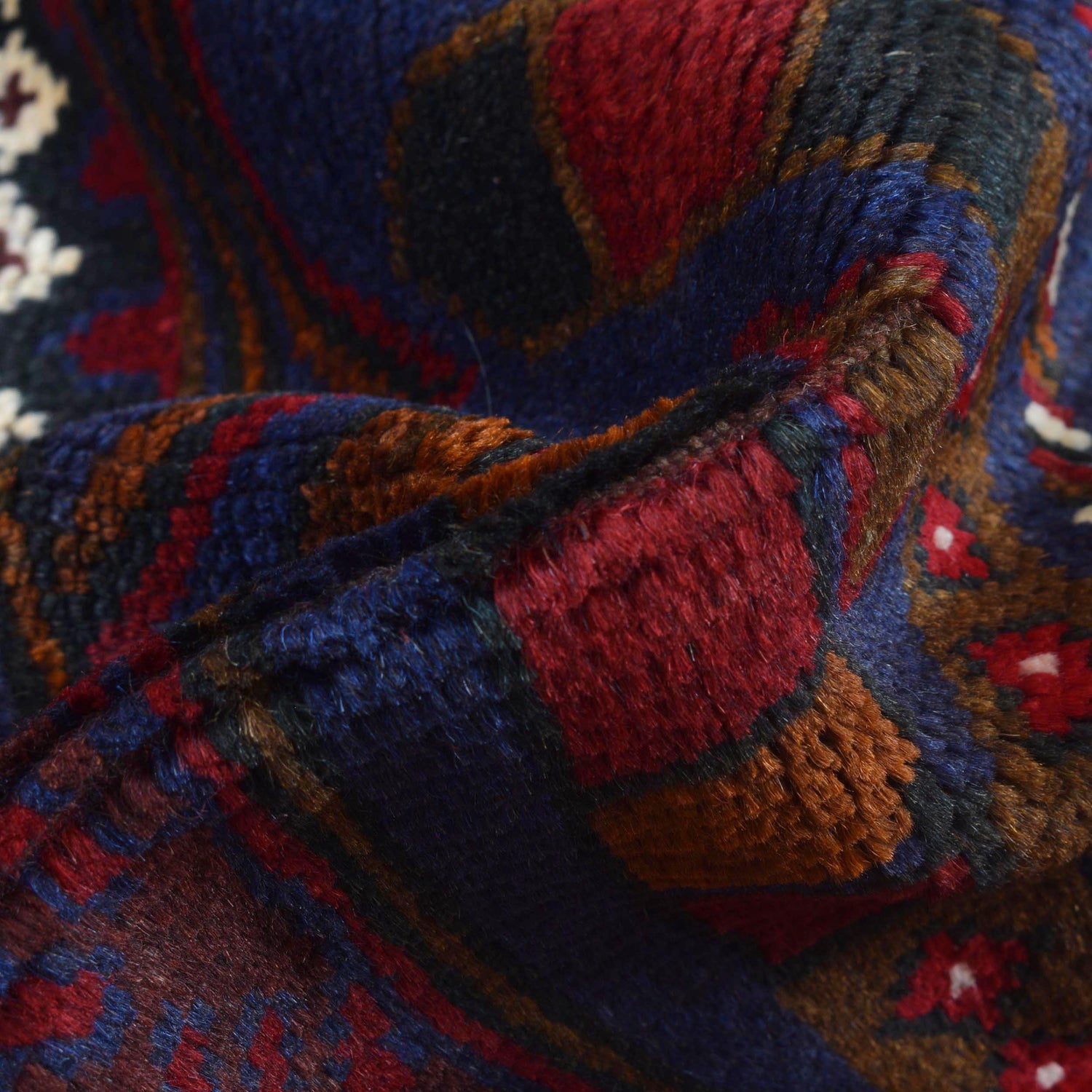 Fine Quality Prayer Rug 3' 0" x 4' 9" ft / 91 x 145 cm - B18417