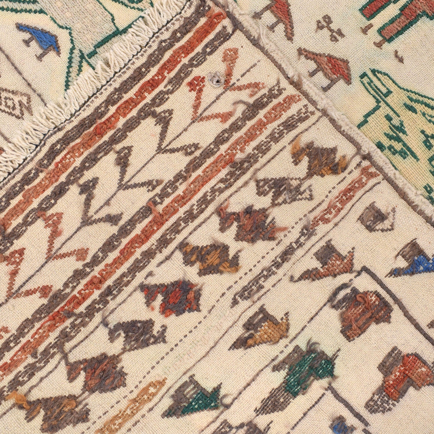 White Flat Weave Kelim 4' 1" x 5' 9" ft / 124 x 176 cm - No. B20001