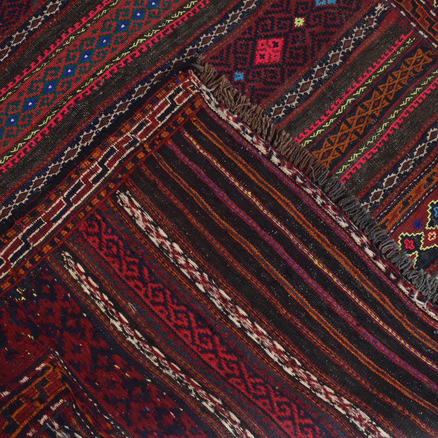 Traditional Flat Weave Kilim 4' 0" x 6' 5" ft / 122 x 196 cm - No. B20386