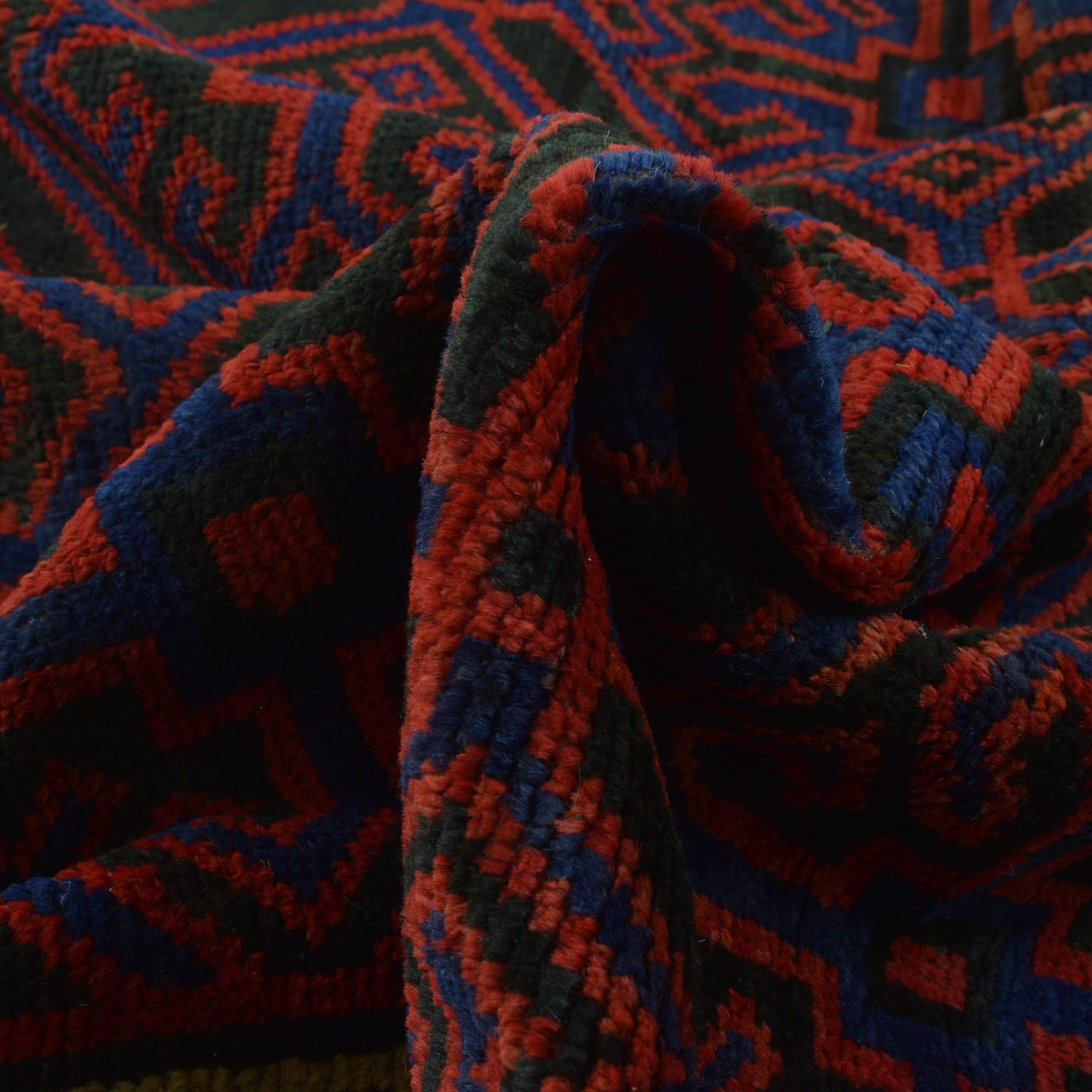 Traditional Baloch Rug 5' 6" x 8' 3" ft / 167 x 251 cm - No. B22897