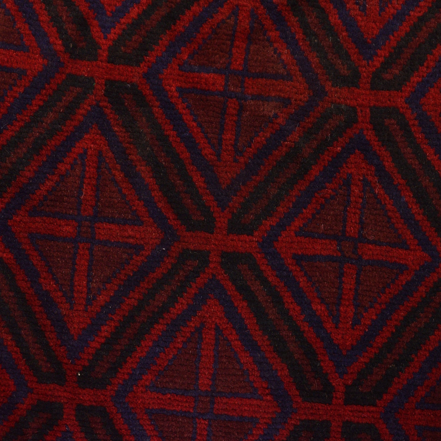 Hand Knotted Baluchi Rug 5' 3" x 7' 5" ft / 159 x 225 cm - No. B23681