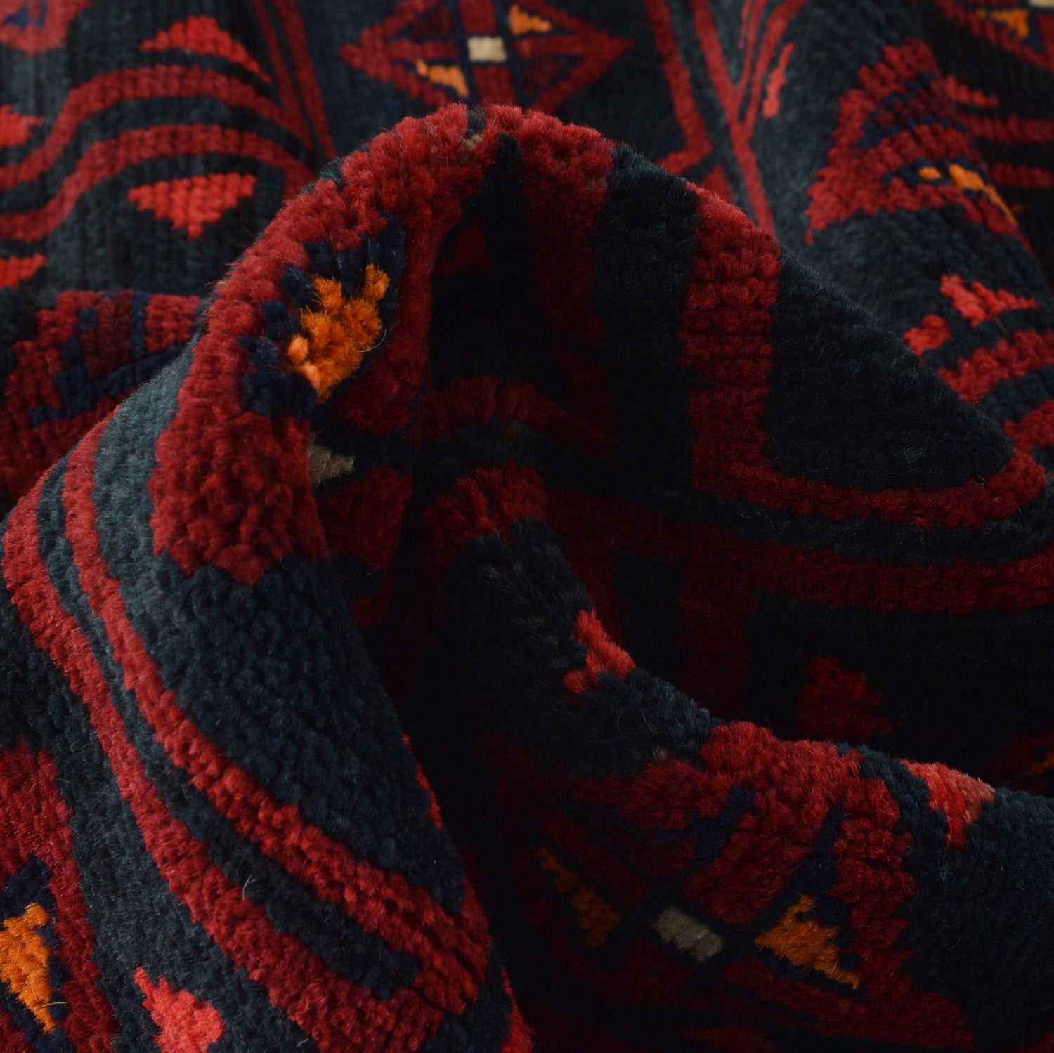 Tribal Baloch Rug 4' 2" x 5' 11" ft / 128 x 181 cm - No. B23711