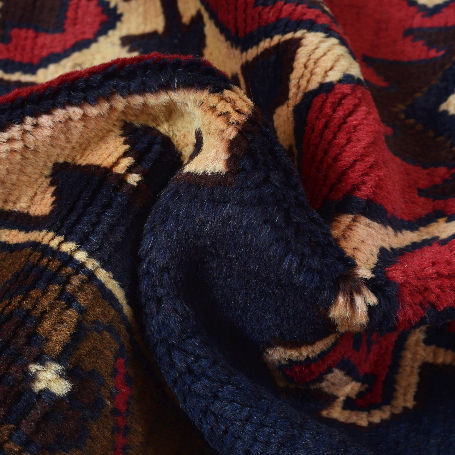 Tribal Baloch Rug 3' 6" x 6' 3" ft / 107 x 190 cm - No. B26780