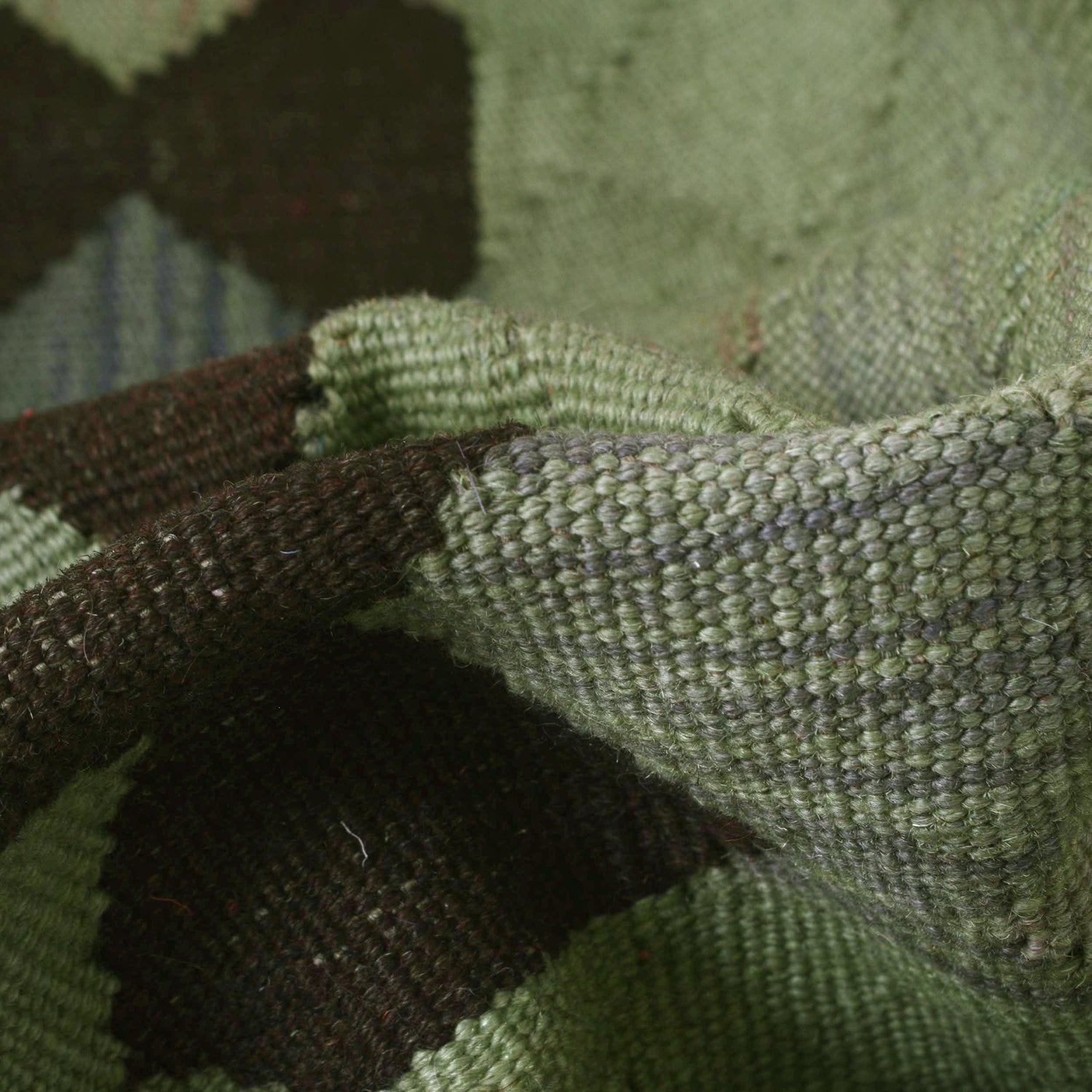 Green Color Overdyed Kelim 3' 4" x 4' 9" ft / 101 x 146 cm - No. B29195