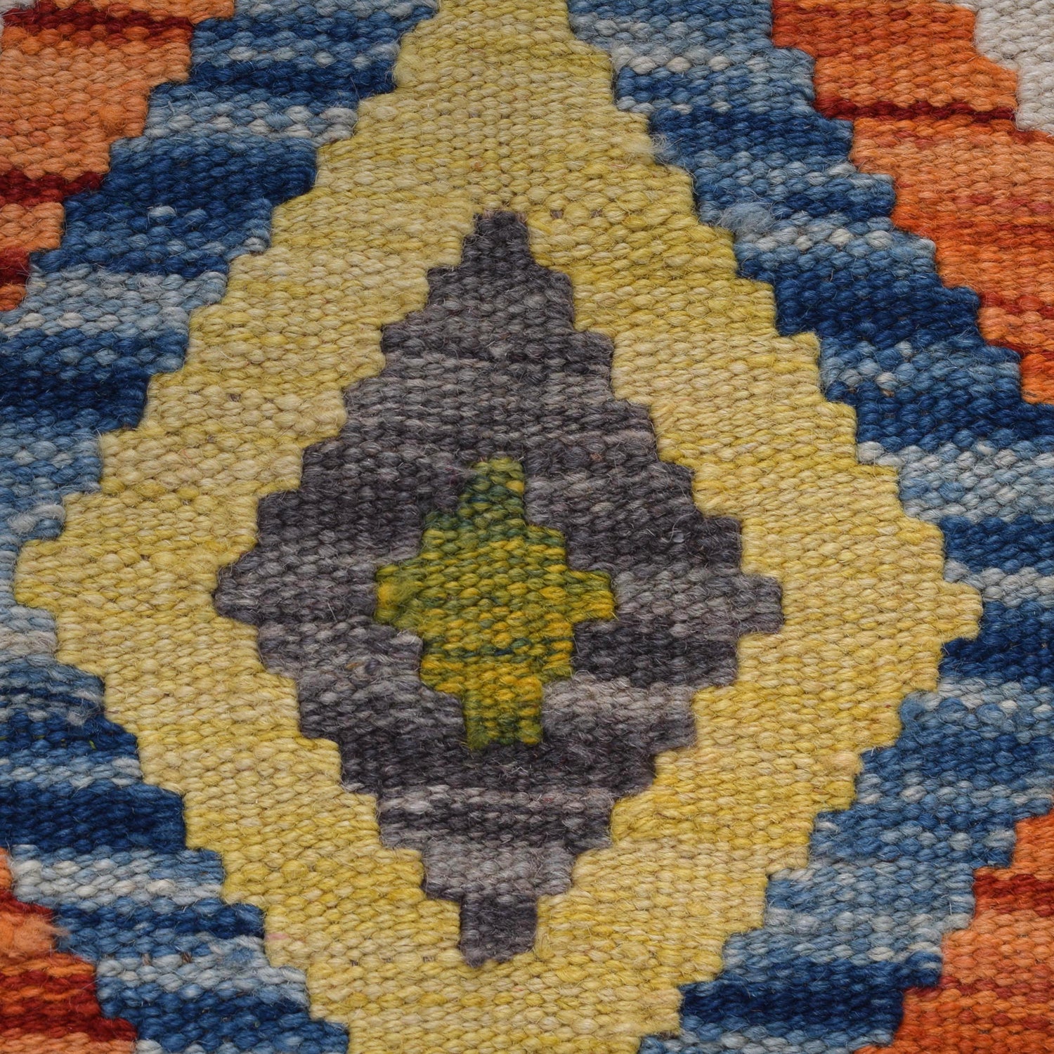 Hand Woven Wool Kelim Runner 2' 2" x 6' 2" ft / 67 x 189 cm - No. B30476