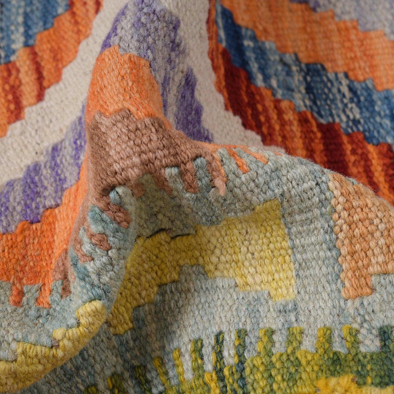 Hand Woven Wool Kelim Runner 2' 2" x 6' 2" ft / 67 x 189 cm - No. B30476