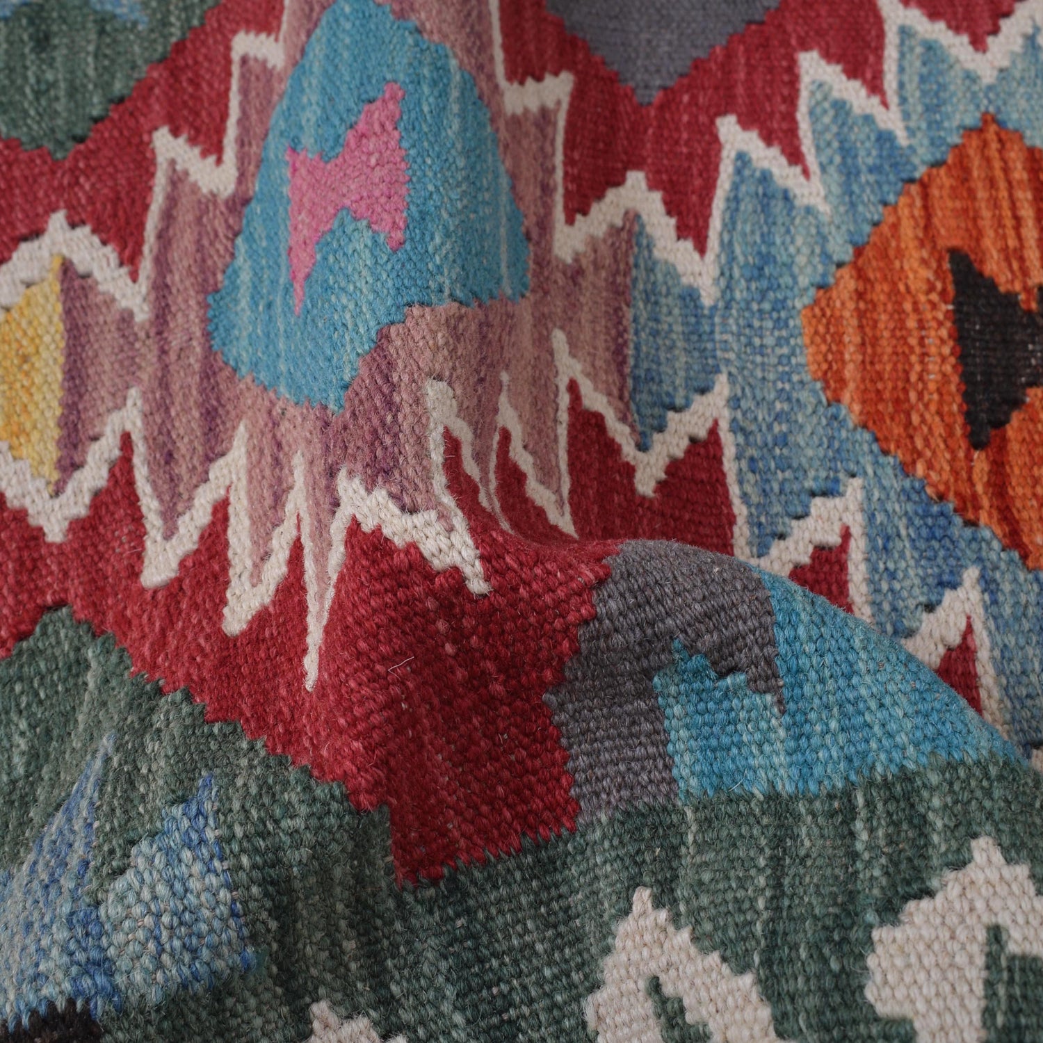 Handmade Turkish Design Wool Kilim Runner 1' 11" x 6' 7" ft / 58 x 200 cm - No. B30477