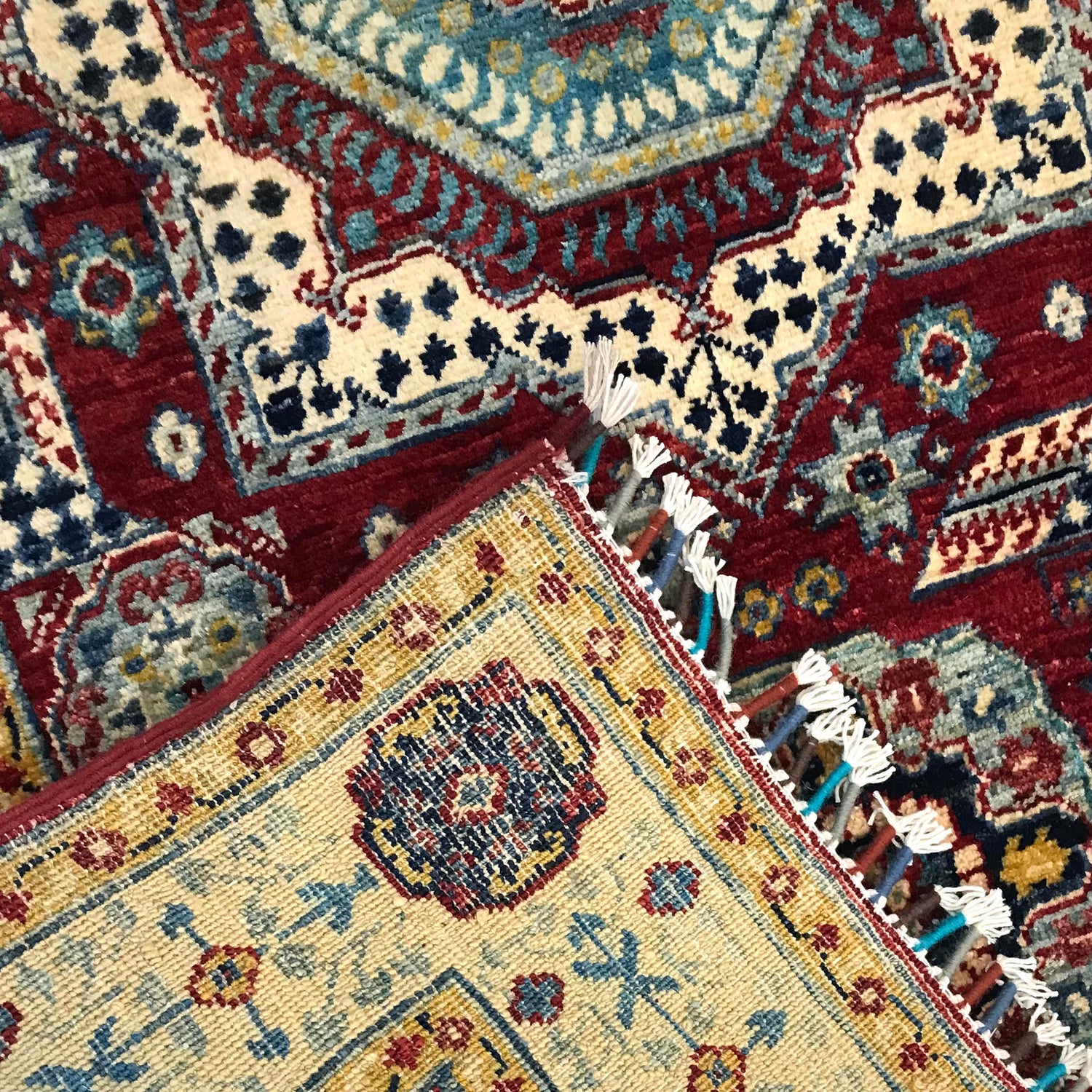 Red Color Mamluk Carpet 3' 3" x 4' 11" ft / 98 x 149 cm - No. B31298