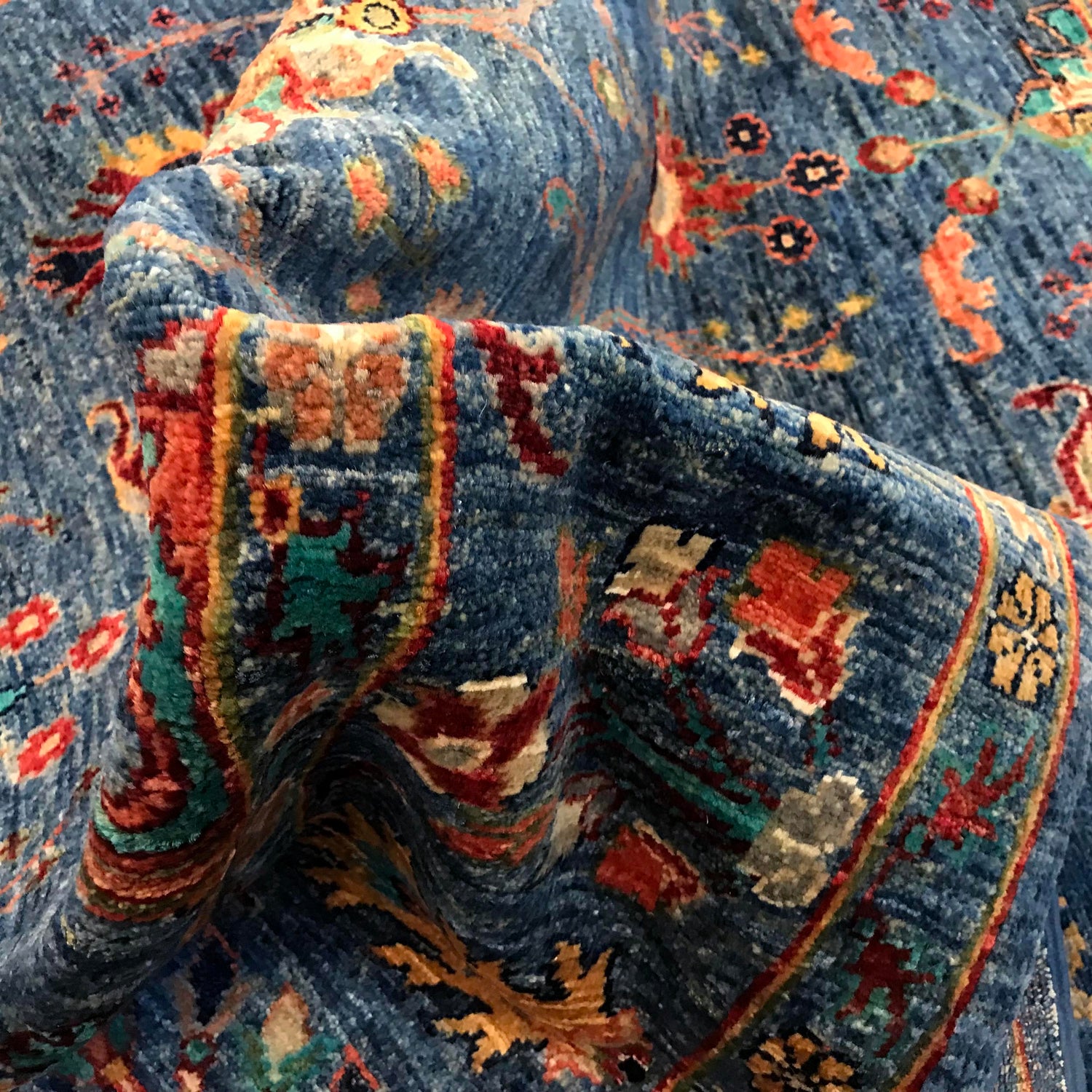 Modern Sultani Carpet 5' 9" x 7' 11" ft / 176 x 241 cm - No. B31396