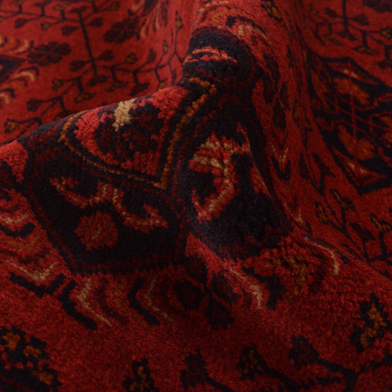 Handwoven Khal Mohammadi Afghan Carpet 3' 4" x 4' 9" ft / 102 x 144 cm - No. B34182