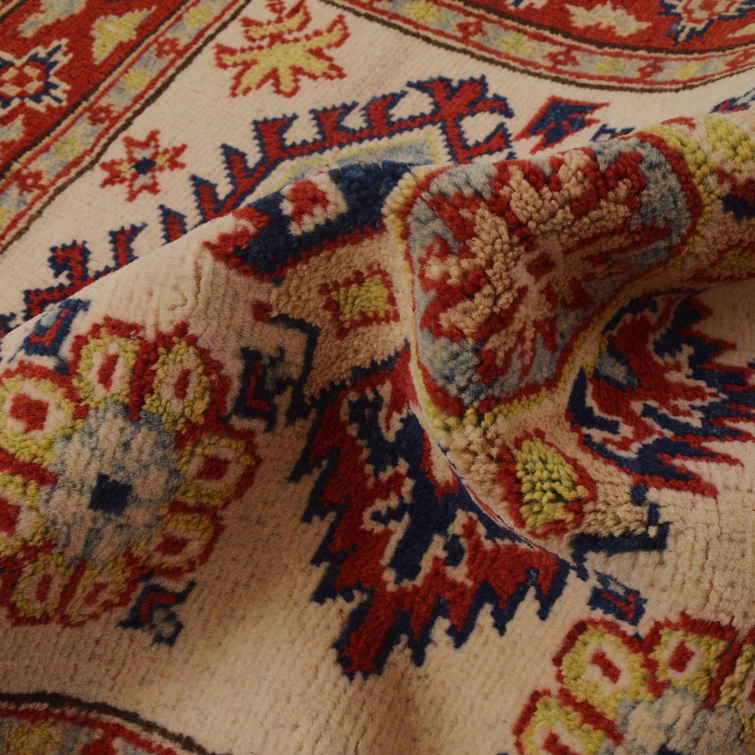 Oriental Kazak Rug 2' 9" x 3' 11" ft / 83 x 120 cm - No. B34681