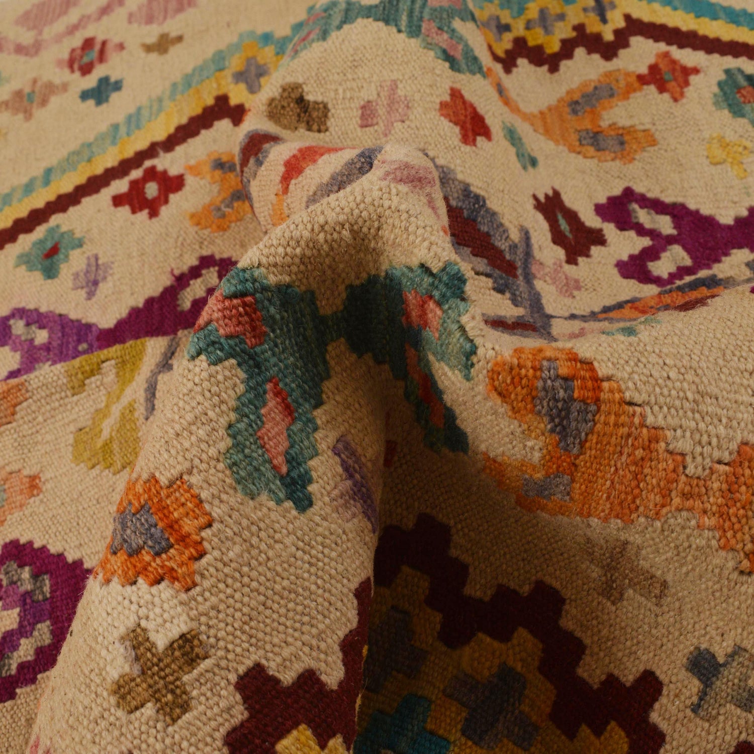 Handmade Vegetable Kilim 3' 6" x 5' 0" ft / 106 x 153 cm - No. B34697