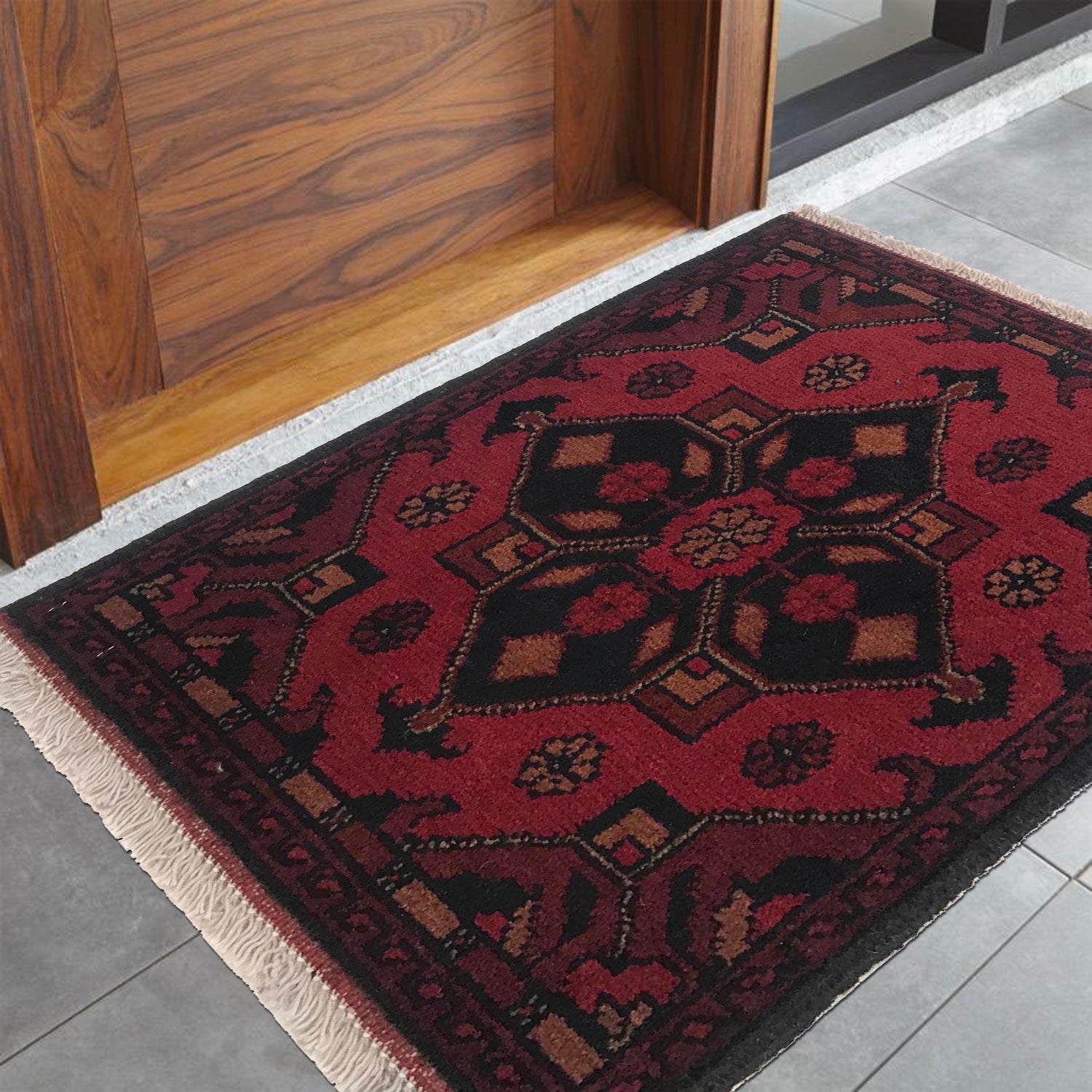 Handmade Door Mat 1' 5" x 1' 11" ft / 44 x 59 cm - No. B35695