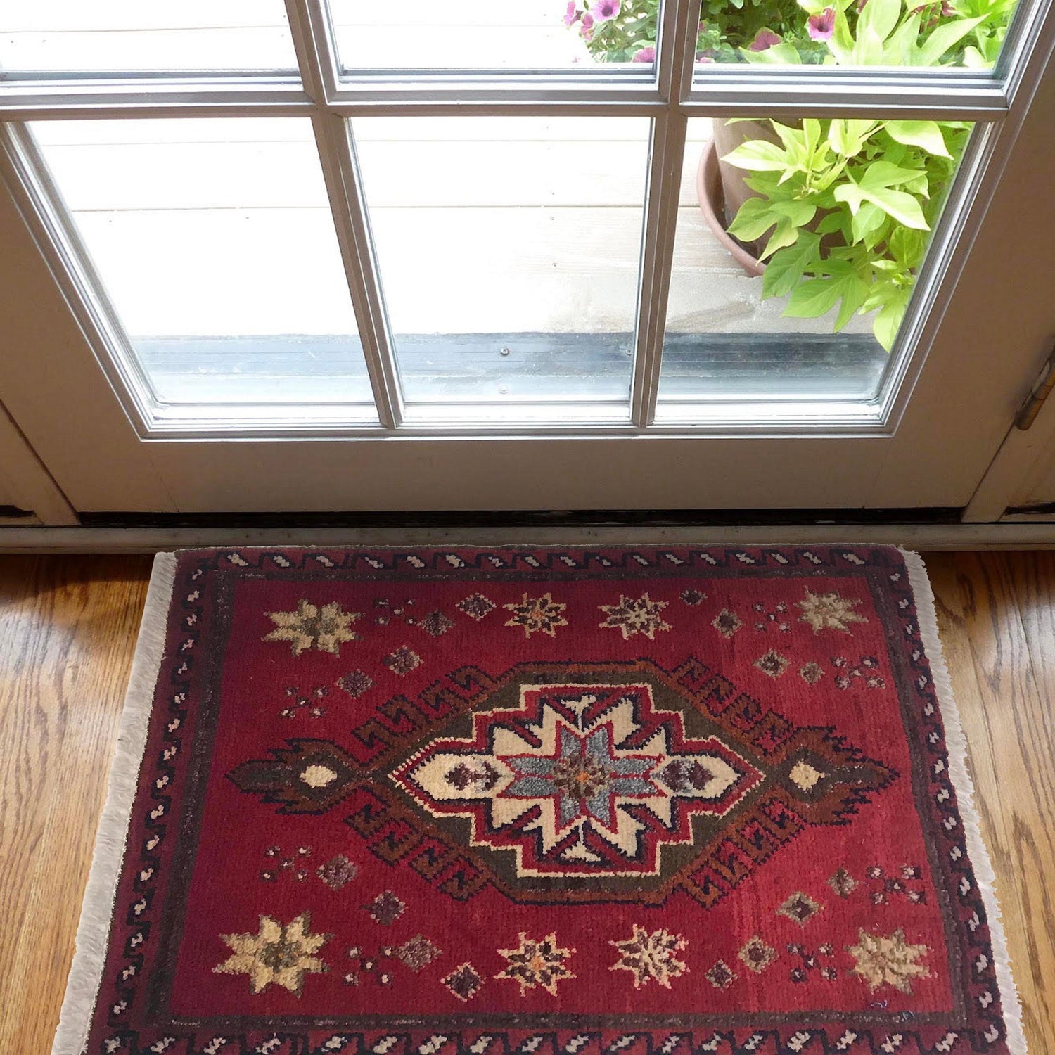 Handmade Floor Mat 1' 5" x 1' 10" ft / 42 x 57 cm - No. B35730