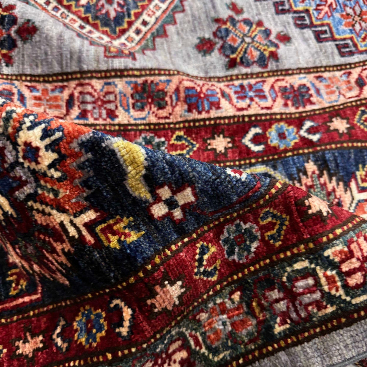 Luxury Fine Kazak Carpet 6' 11" x 9' 11" ft / 211 x 303 cm - No. B39601