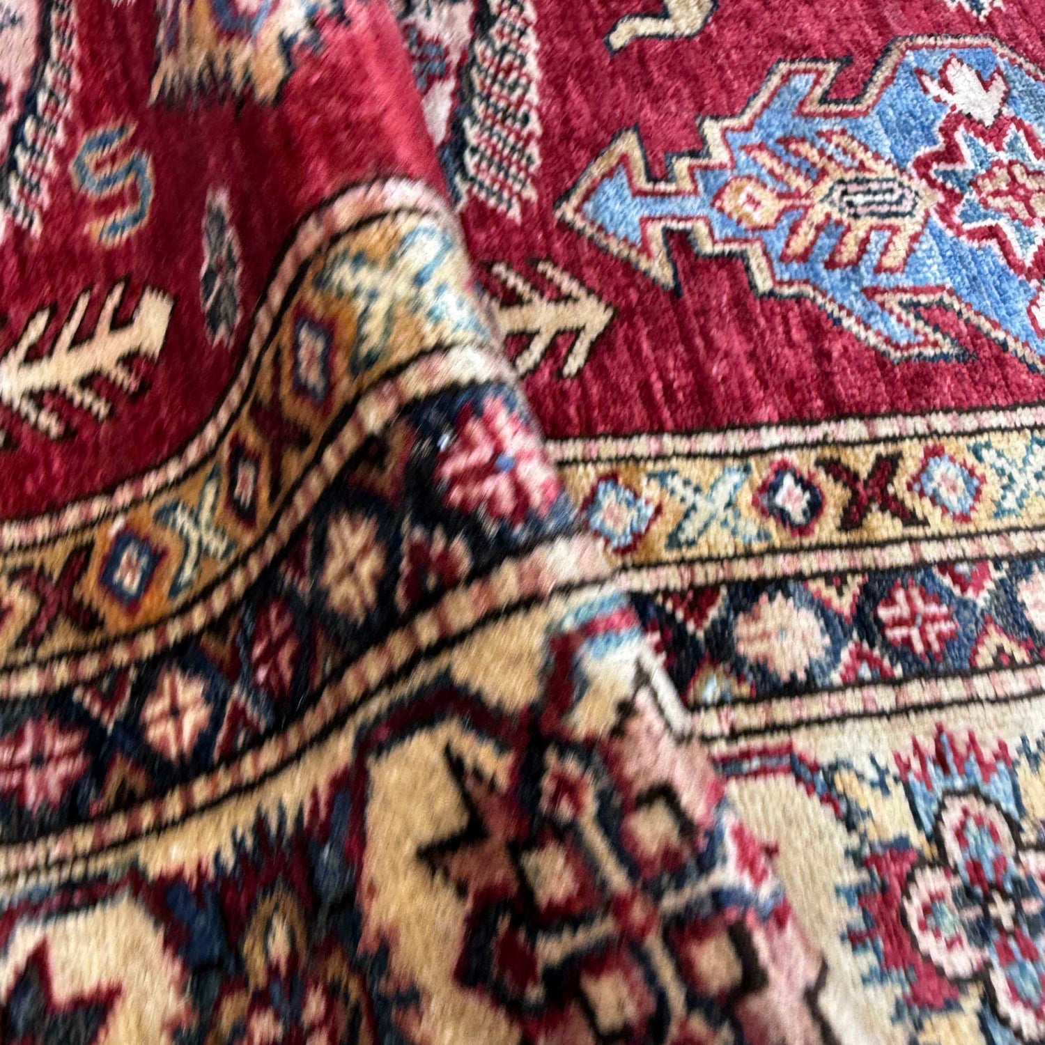 Supreme Kazak Carpet 5' 10" x 8' 0" ft / 177 x 245 cm - No. B39605