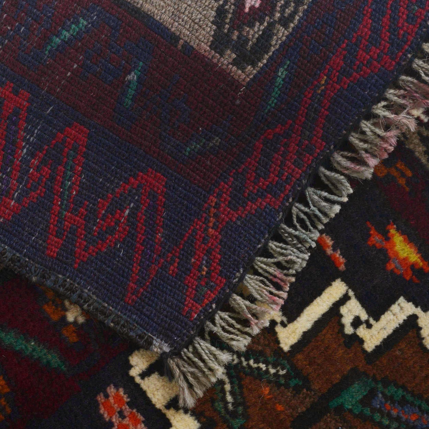 Baluch Small Size Rug 2' 9" x 4' 10" ft / 85 x 148 cm - No. G19040