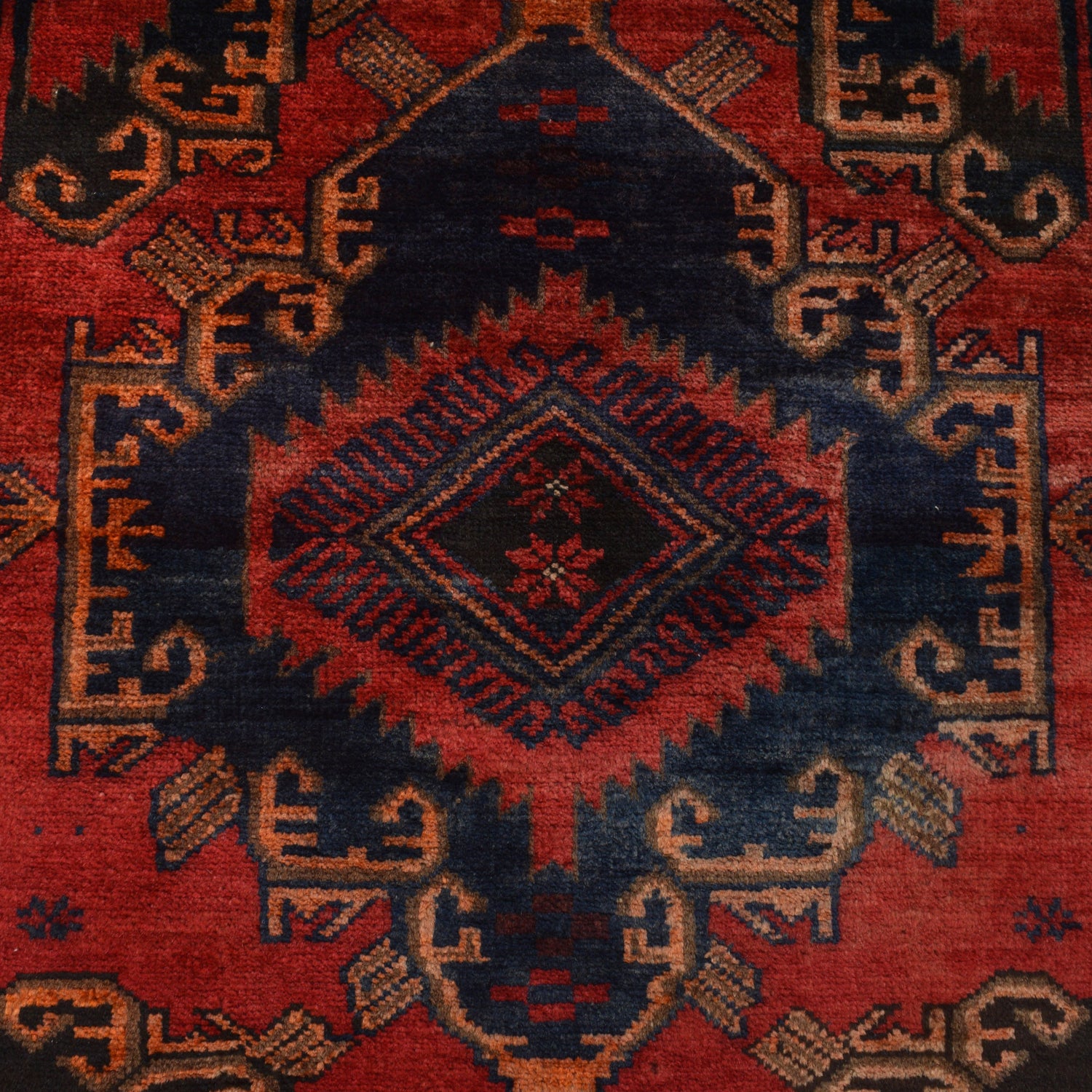 Hand Knotted Baluchi Rug 4' 0" x 8' 10" ft / 123 x 270 cm - No. G22988