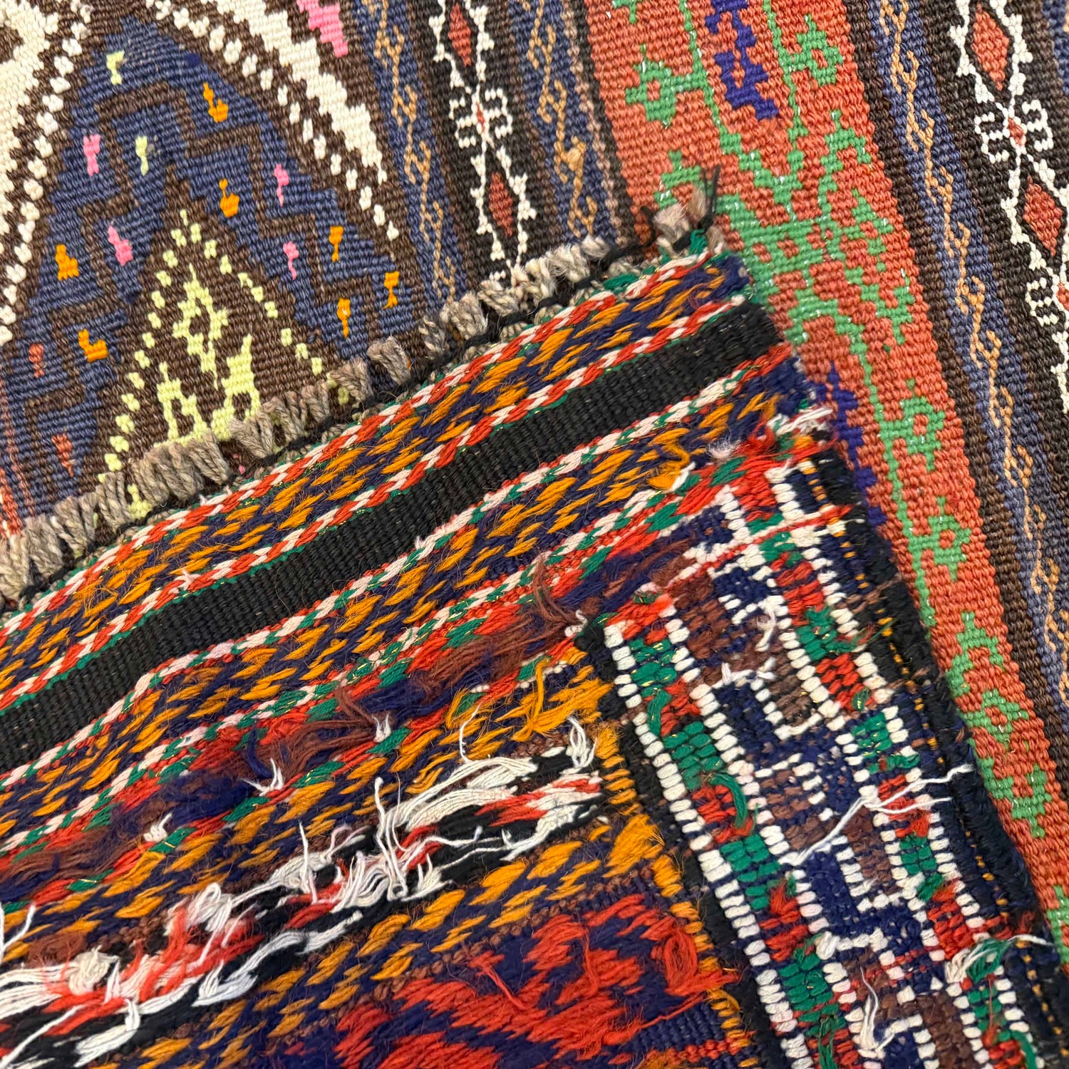 Hand Knotted Laghari Kilim 4' 6" x 6' 2" ft / 138 x 187 cm - No. G23631