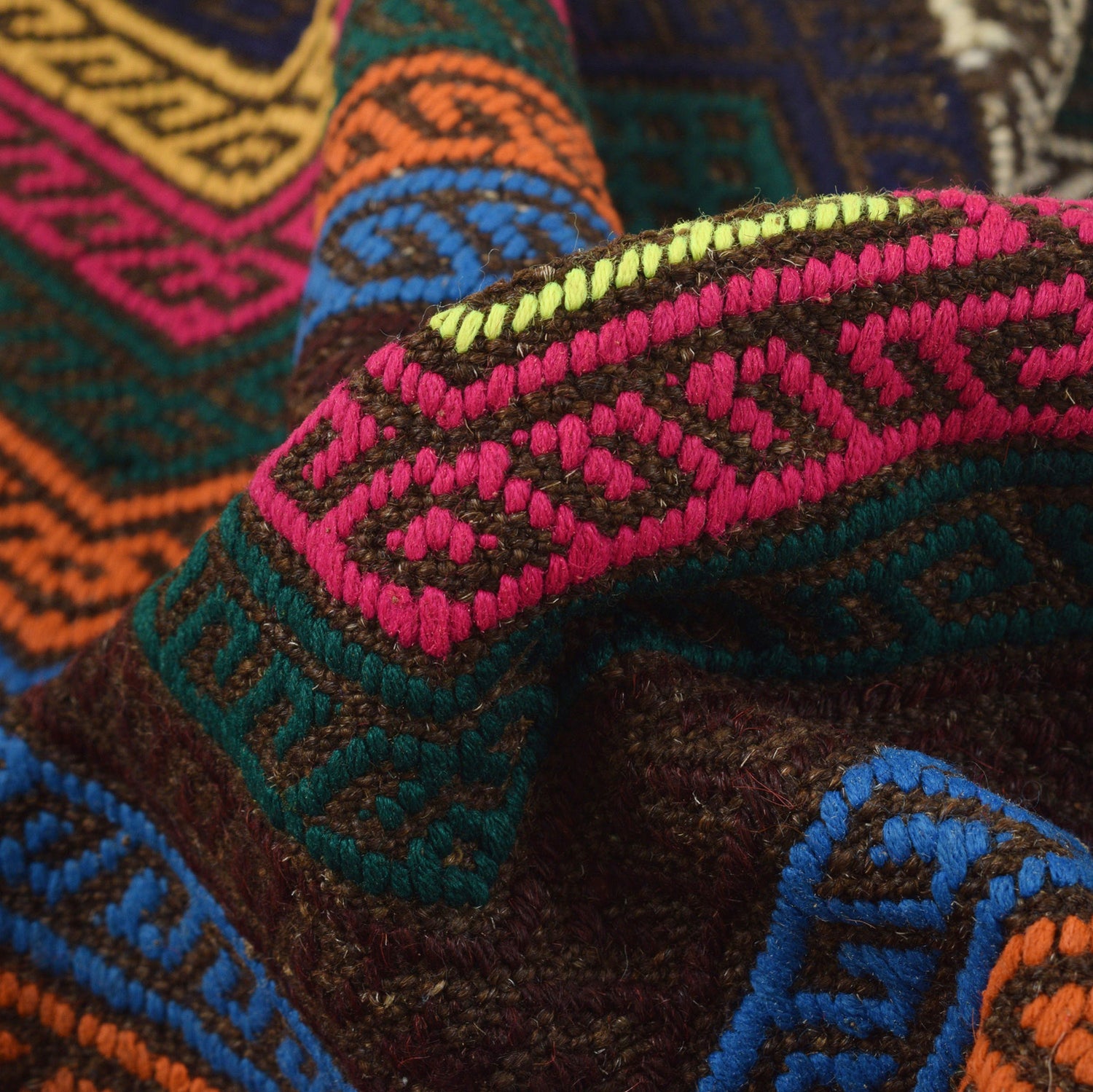 Handmade Suzani Kilim Runner 2' 2" x 5' 5" ft / 65 x 165 cm - No. G23650