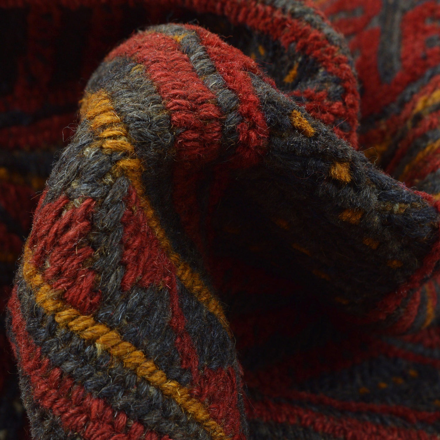 Hand Knotted Mashwani Area Rug 6' 7" x 8' 10" ft / 201 x 270 cm - No. G23657