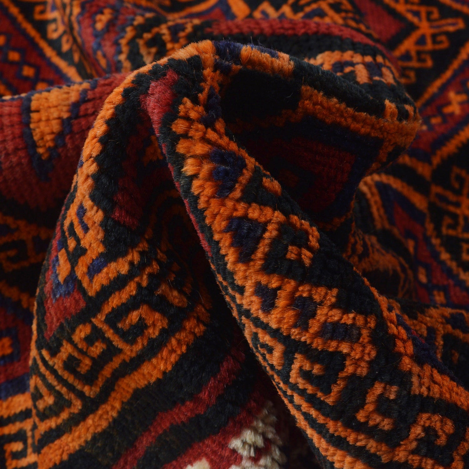 Red Color Baluchi Rug 4' 6" x 7' 5" ft / 136 x 227 cm - No. G23683