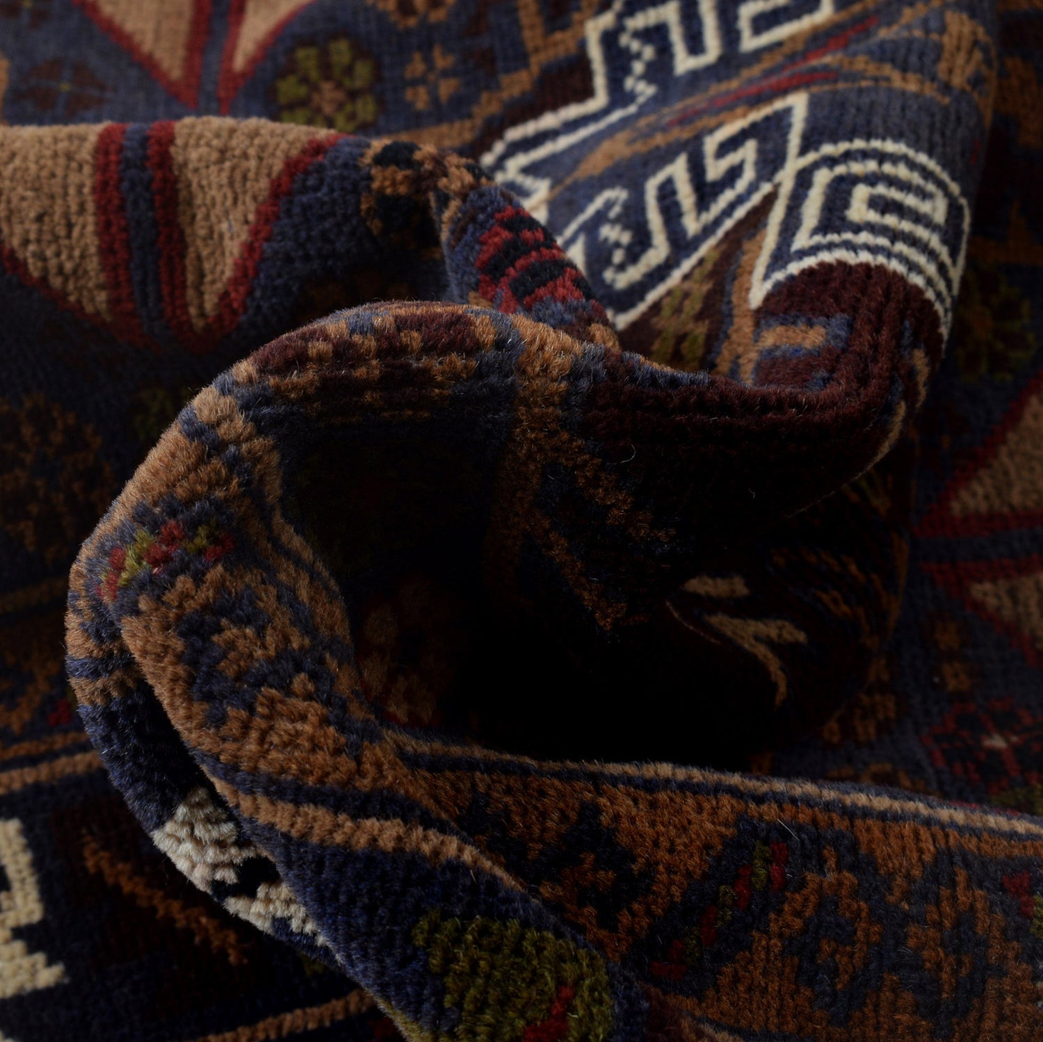 Handmade Baluchi Rug 4' 0" x 6' 1" ft / 122 x 186 cm - No. G24202