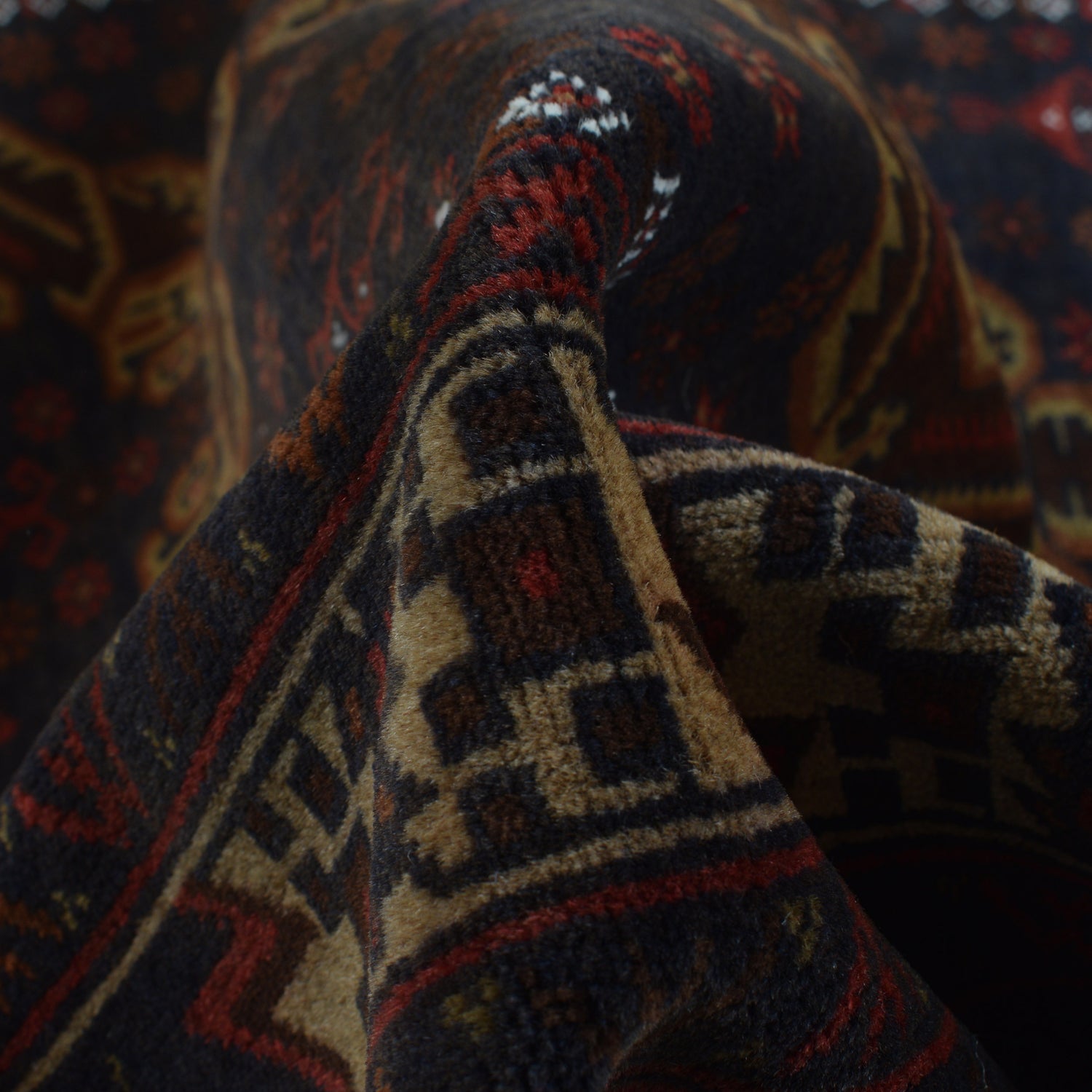 Tribal Baloch Rug 4' 7" x 6' 10" ft / 139 x 208 cm - No. G24848