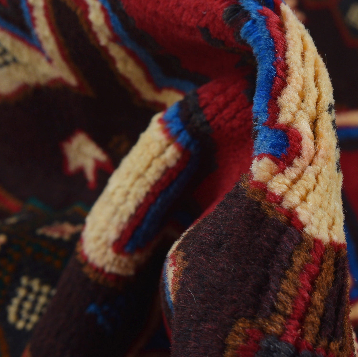 Baluch Small Size Rug 2' 11" x 4' 11" ft / 88 x 149 cm - No. G26636