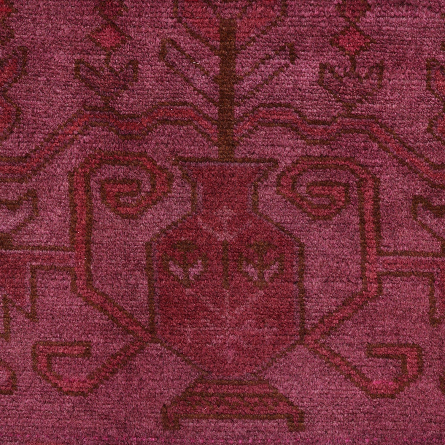 Pink Color Overdyed 3' 9" x 5' 2" ft / 115 x 158 cm - No.G26645