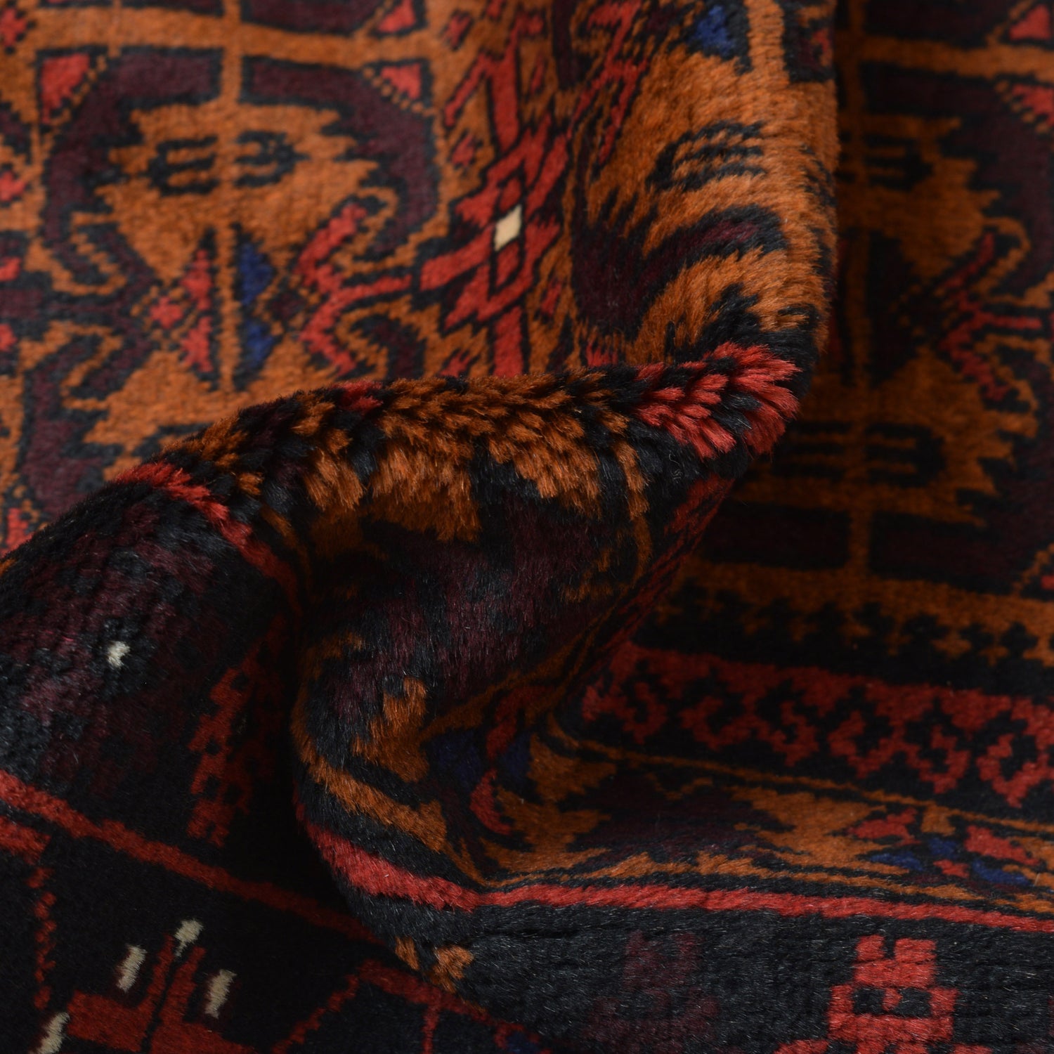 Hand Knotted Baluchi Rug 3' 11" x 6' 2" ft / 119 x 188 cm - No. G26674