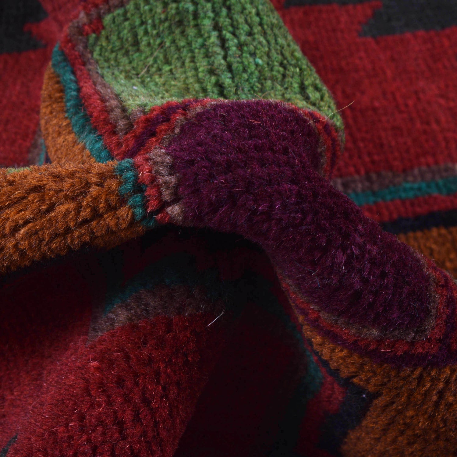 Red Color Baluchi Rug 4' 1" x 6' 7" ft / 125 x 200 cm - No. G27489