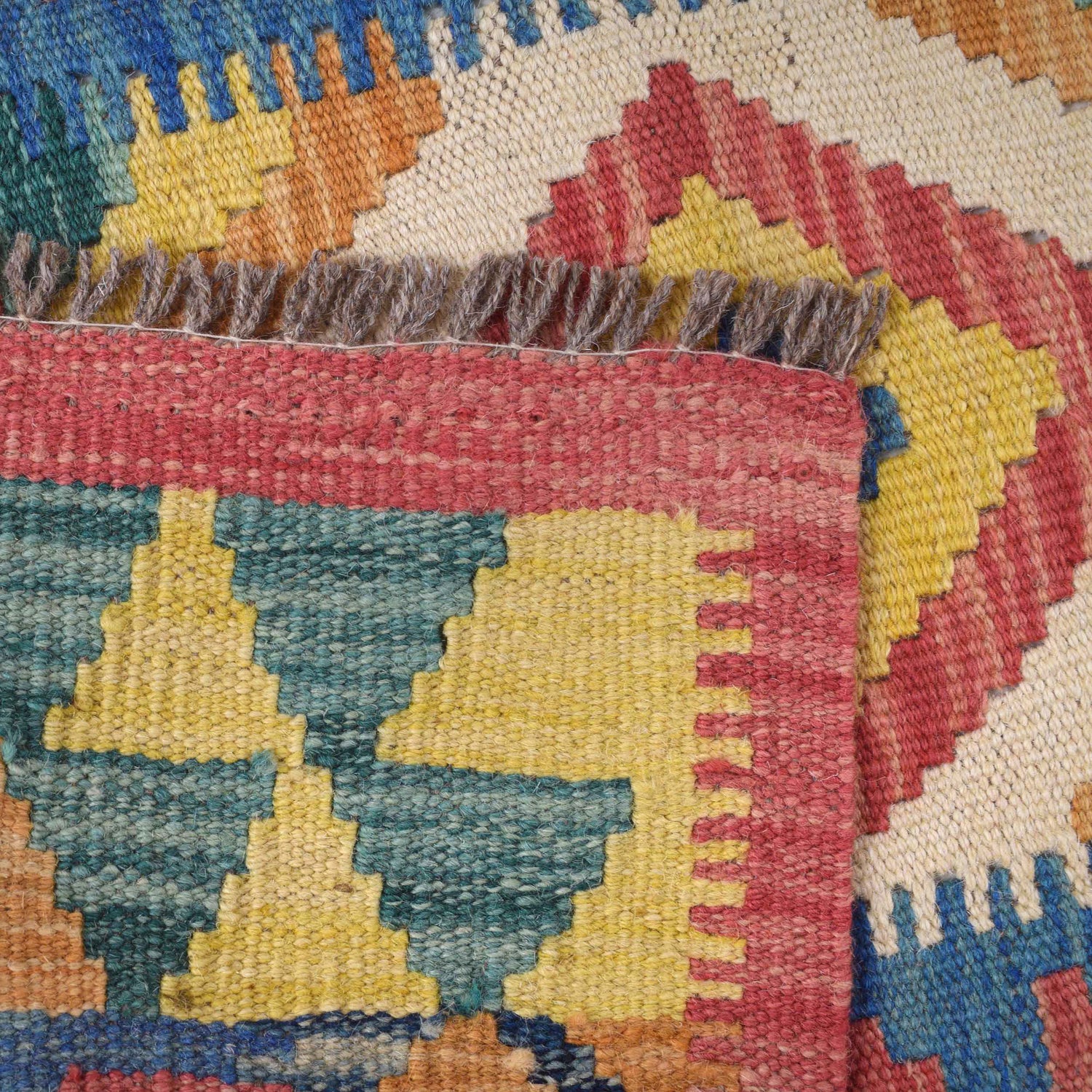 Short Kilim Runner 2' 4" x 6' 5" ft / 70 x196 cm - No. G27534