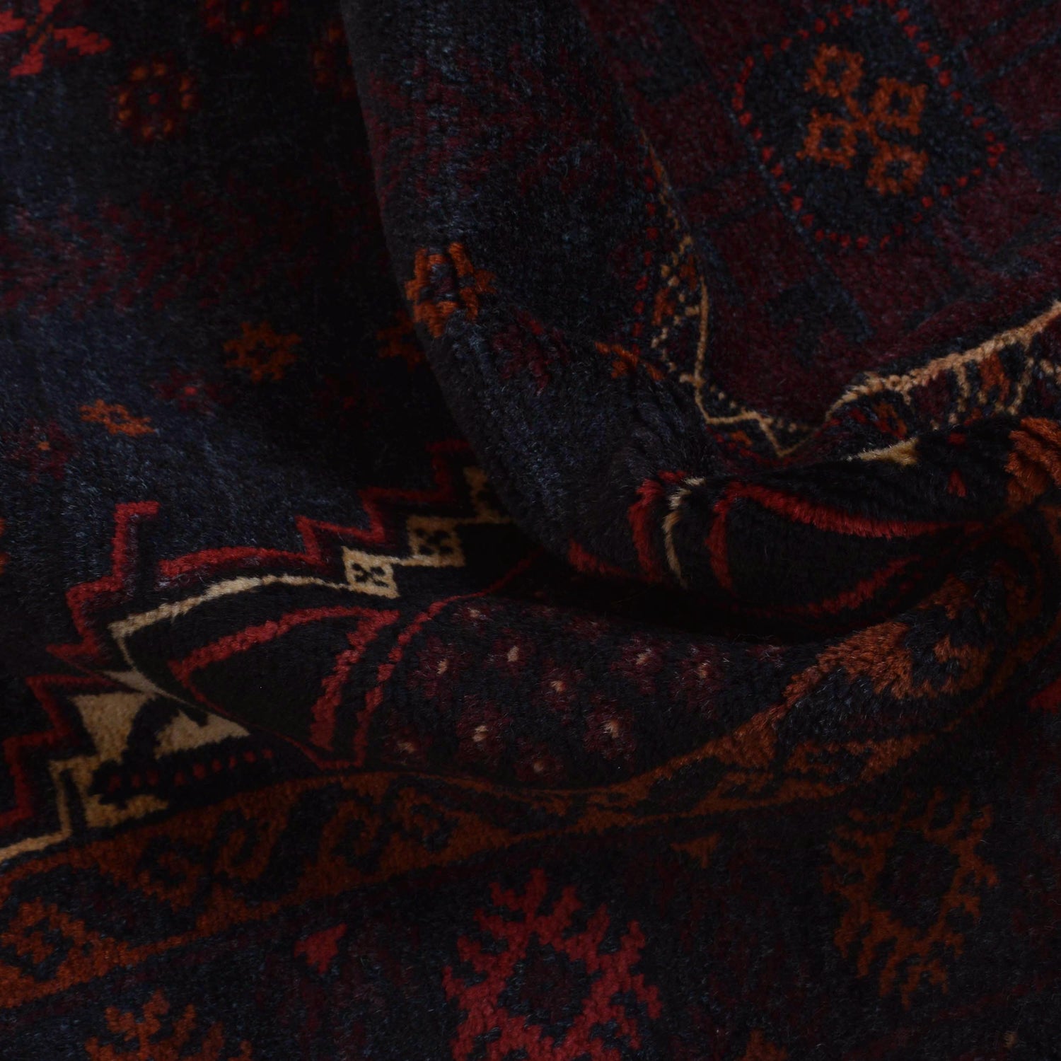 Hand Knotted Baluchi Rug 4' 0" x 6' 3" ft / 123 x 191 cm - No. G29165