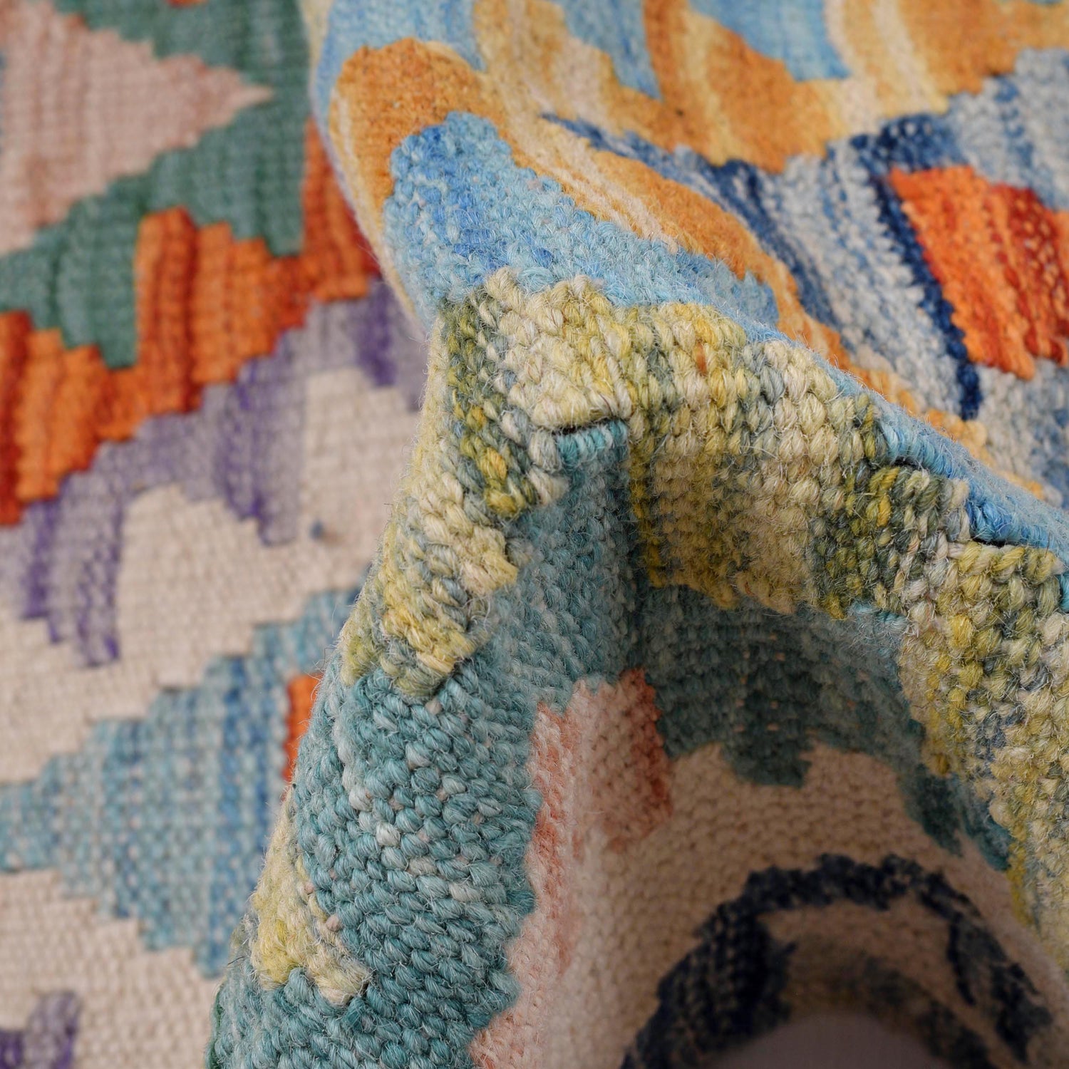 Hand Woven Wool Kelim Runner 2' 10" x 9' 9" ft / 86 x 297 cm - No. G29743