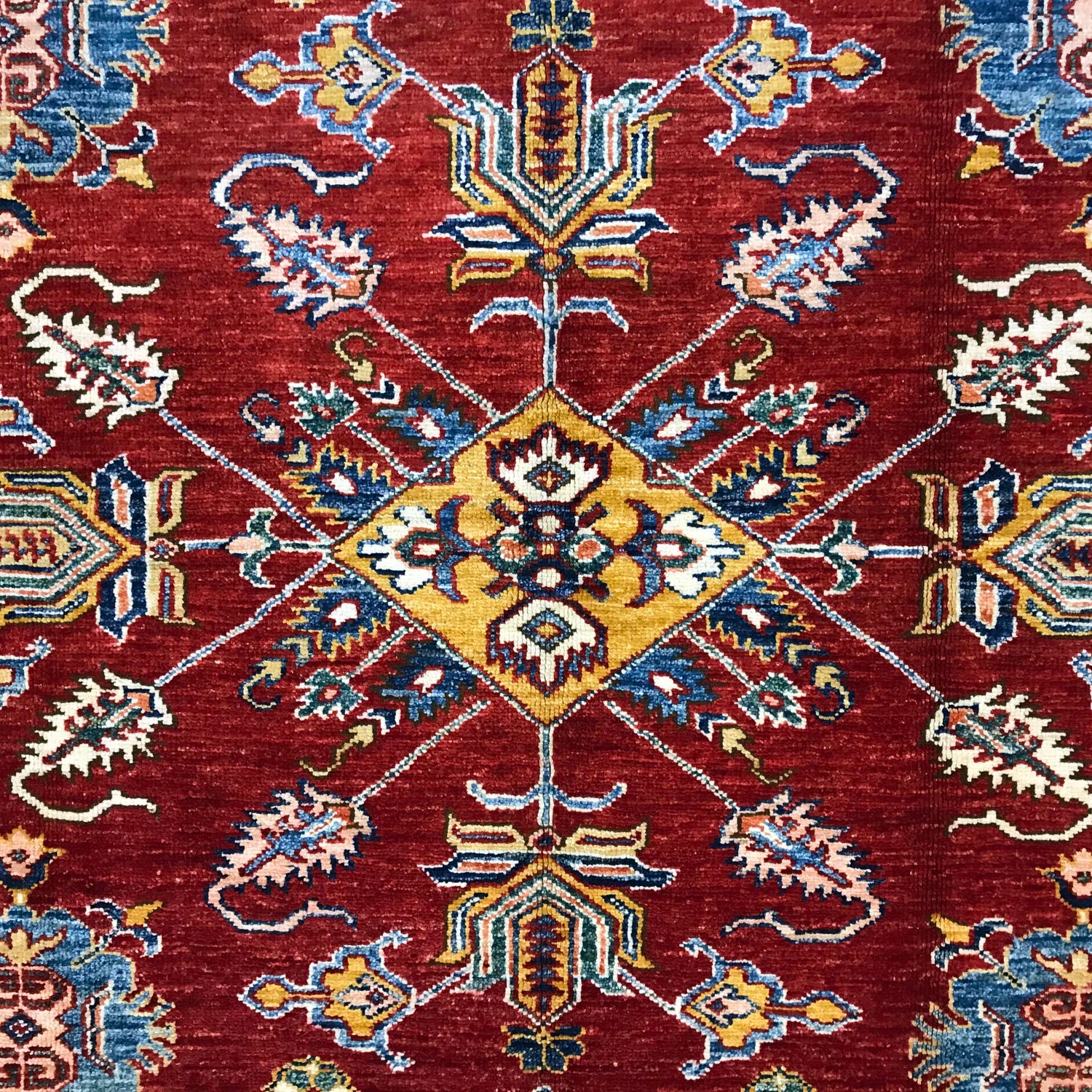 Supreme Kazak Carpet 5' 5" x 8' 6" ft / 165 x 259 cm - No. G31204