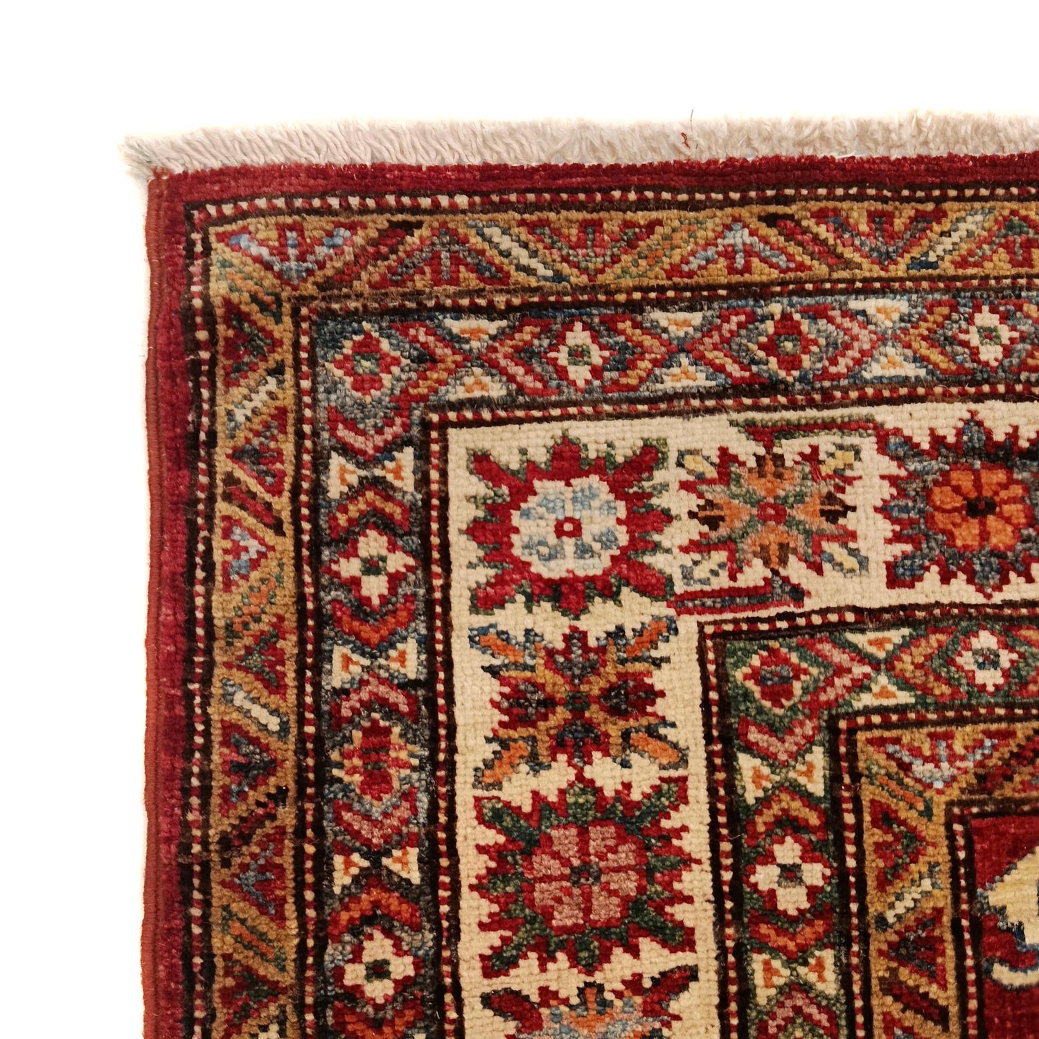 Supreme Kazak Carpet 4' 1" x 5' 7" ft / 124 x 170 cm - No. G31773