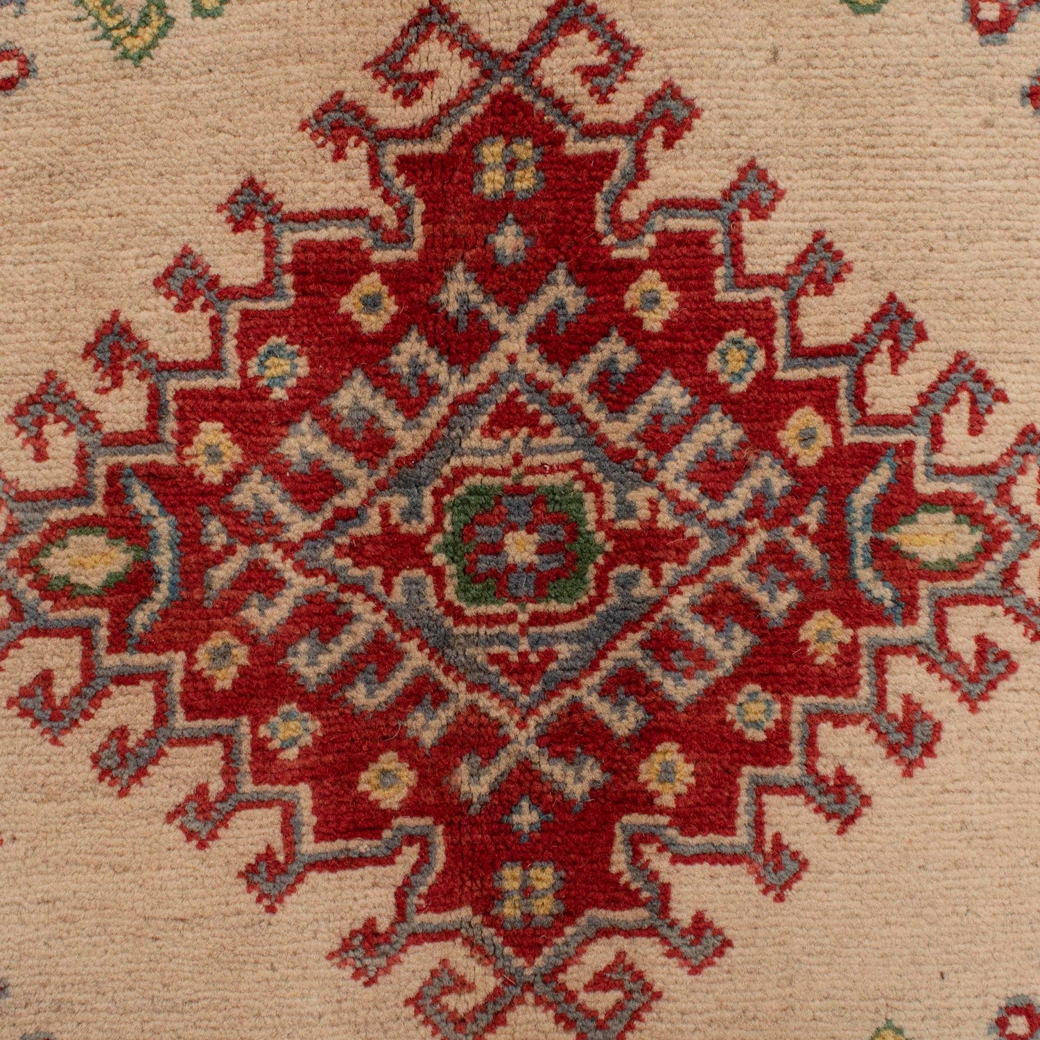 Hand knotted Kazak Carpet 5' 1" x 6' 5" ft / 154 x 196 cm - No. G34020