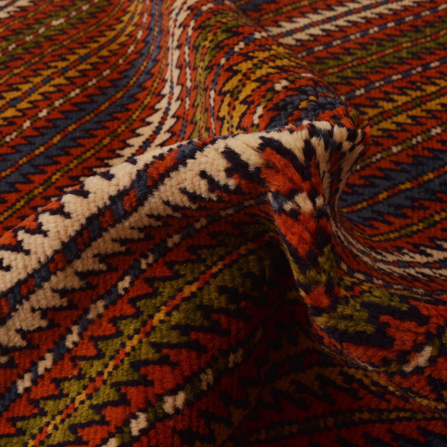 Tribal Baloch Rug 3' 5" x 4' 4" ft / 103 x 133 cm - No. G34860