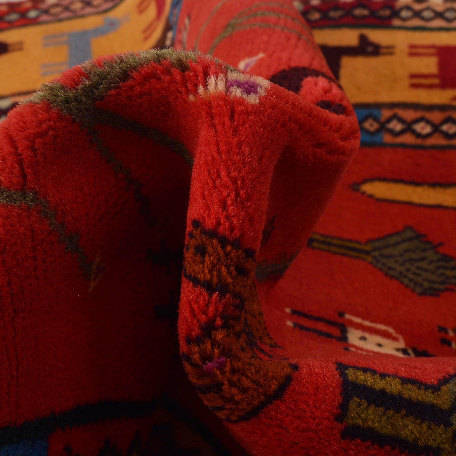 Handmade Pictorial Carpet 2' 11" x 3' 11" ft / 90 x 120 cm - No. G34863