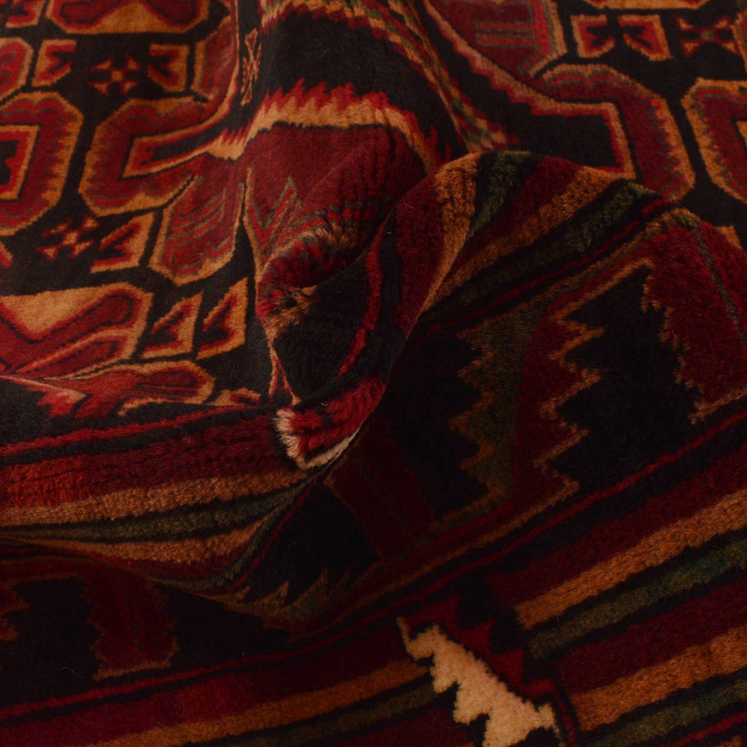 Baluch Short Rug 3' 7" x 5' 3" ft / 108 x 161 cm - No. G35411