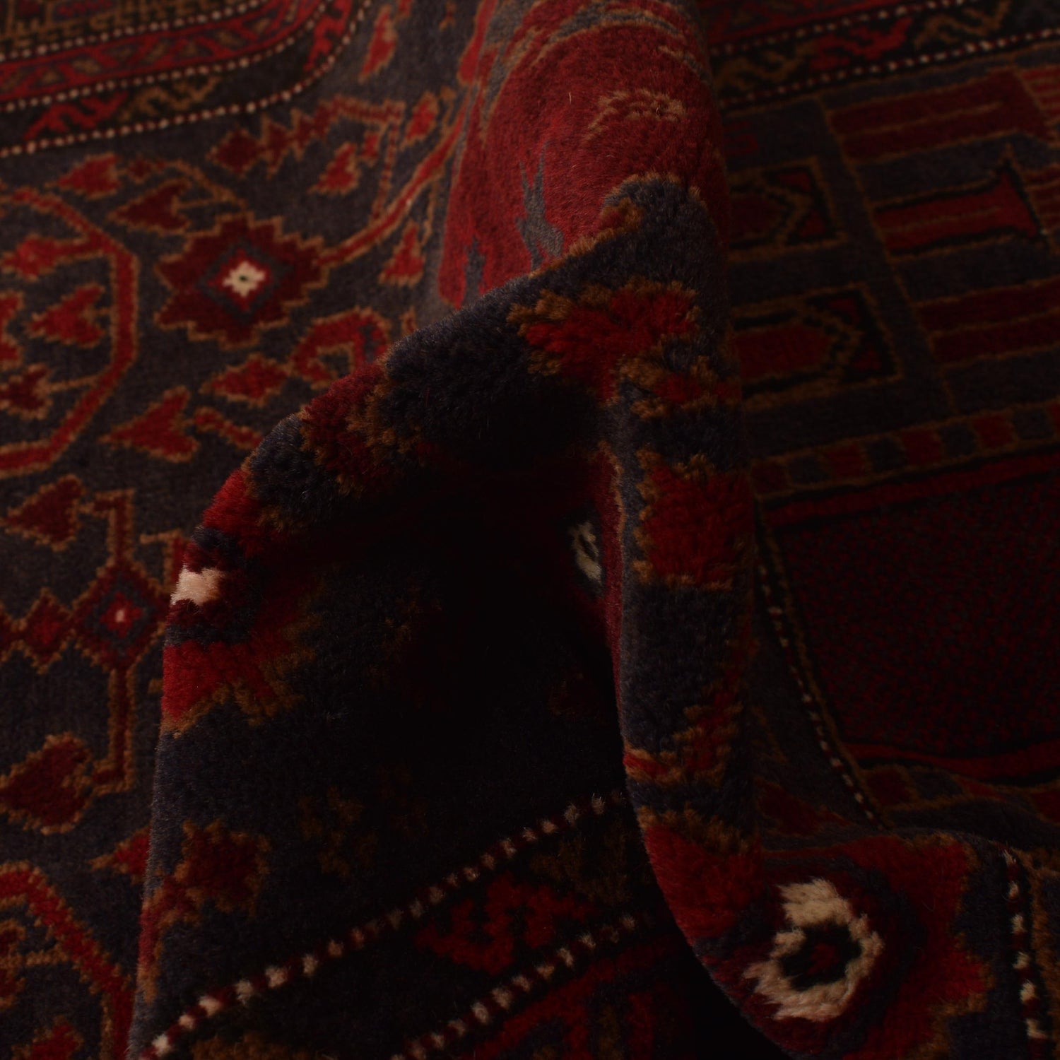 Small Prayer Carpet 2' 8" x 4' 6" ft / 82 x 138 cm -No. G35510