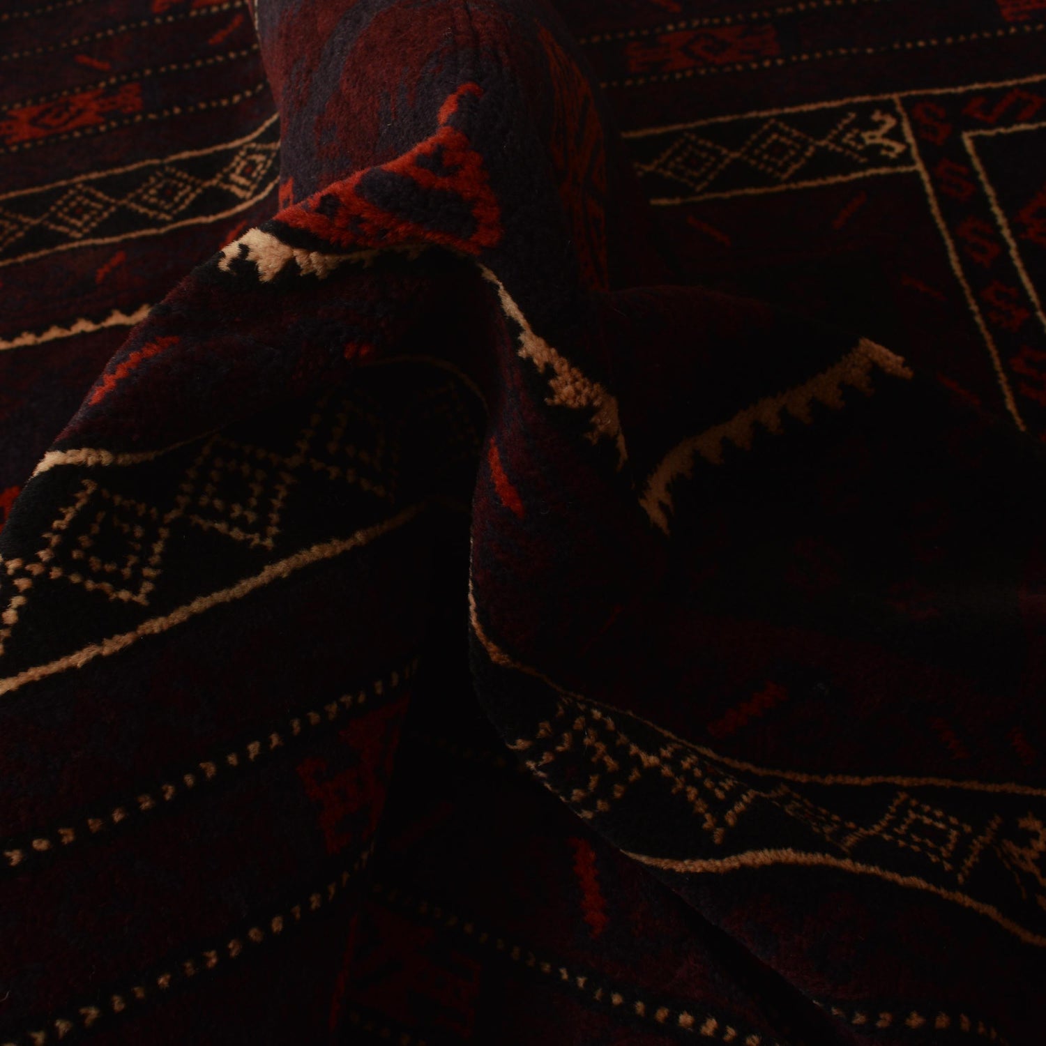 Hand Knotted Prayer Rug 2' 9" x 4' 11" ft / 85 x 151 cm -No. G35513