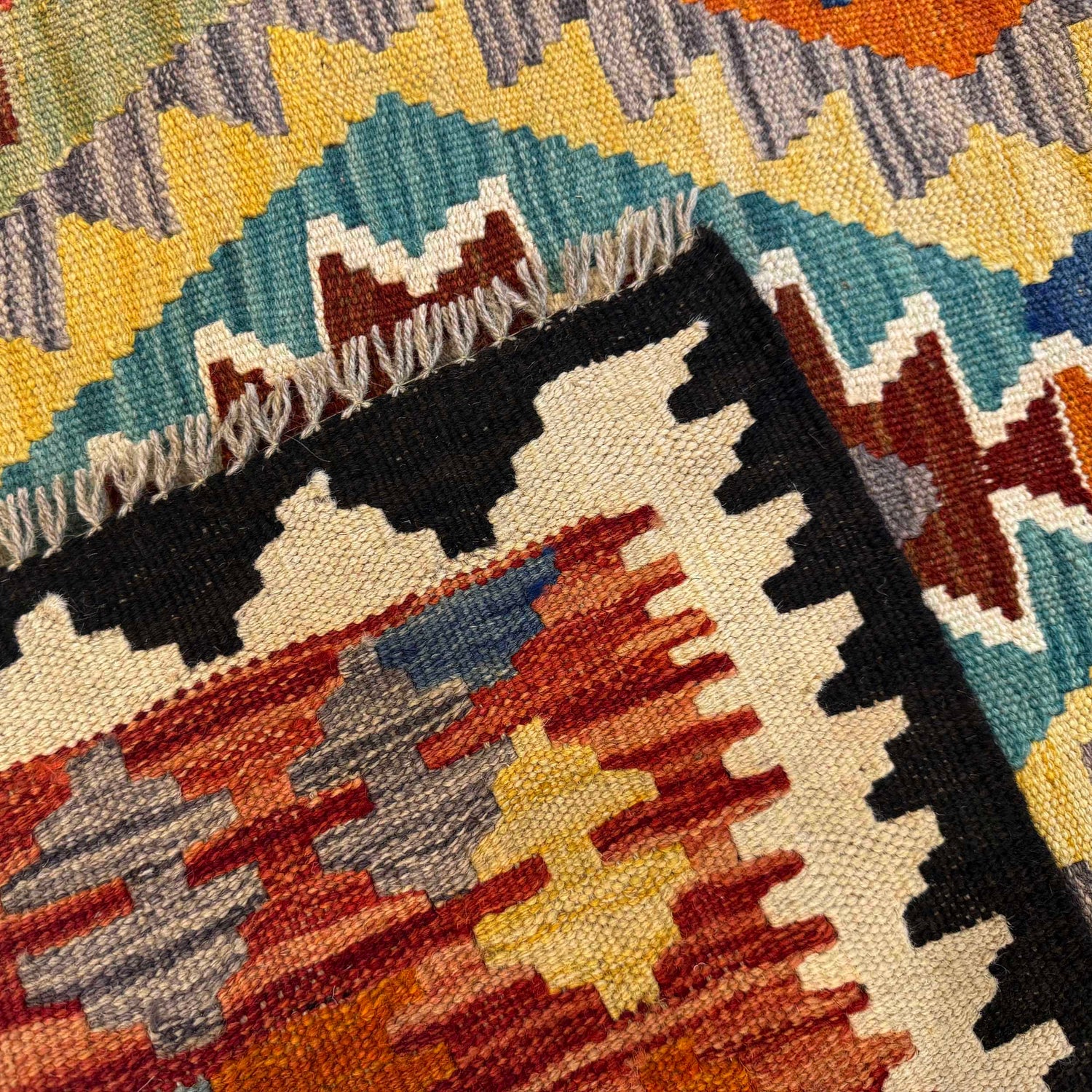Hand Knotted Afghan Style Kilim 2' 7" x 4' 8" ft / 80 x 141 cm - No. G36668